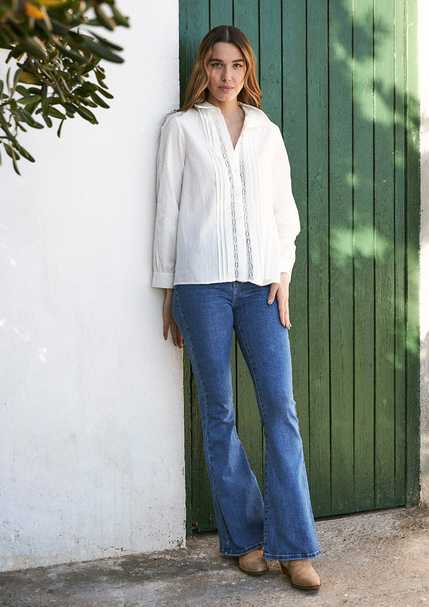 Flared jeans