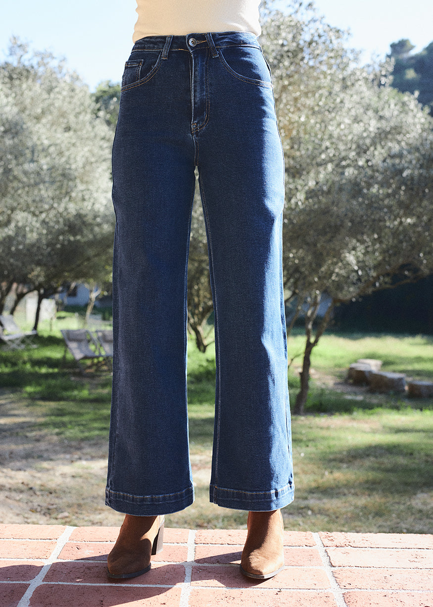 Wide leg jeans
