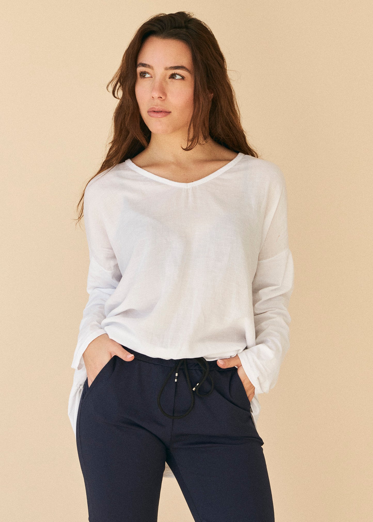 Camiseta bimateria raso cuello punta