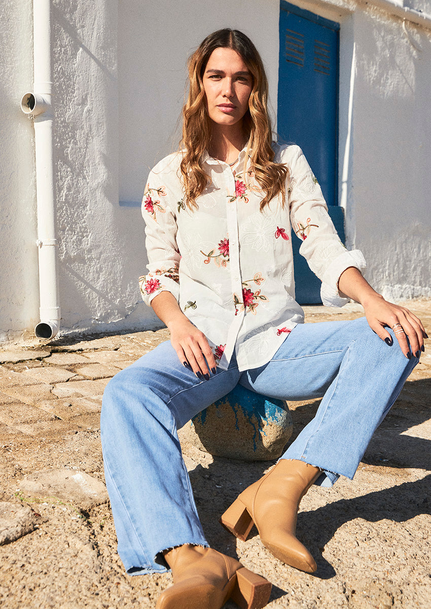 Floral embroidered shirt