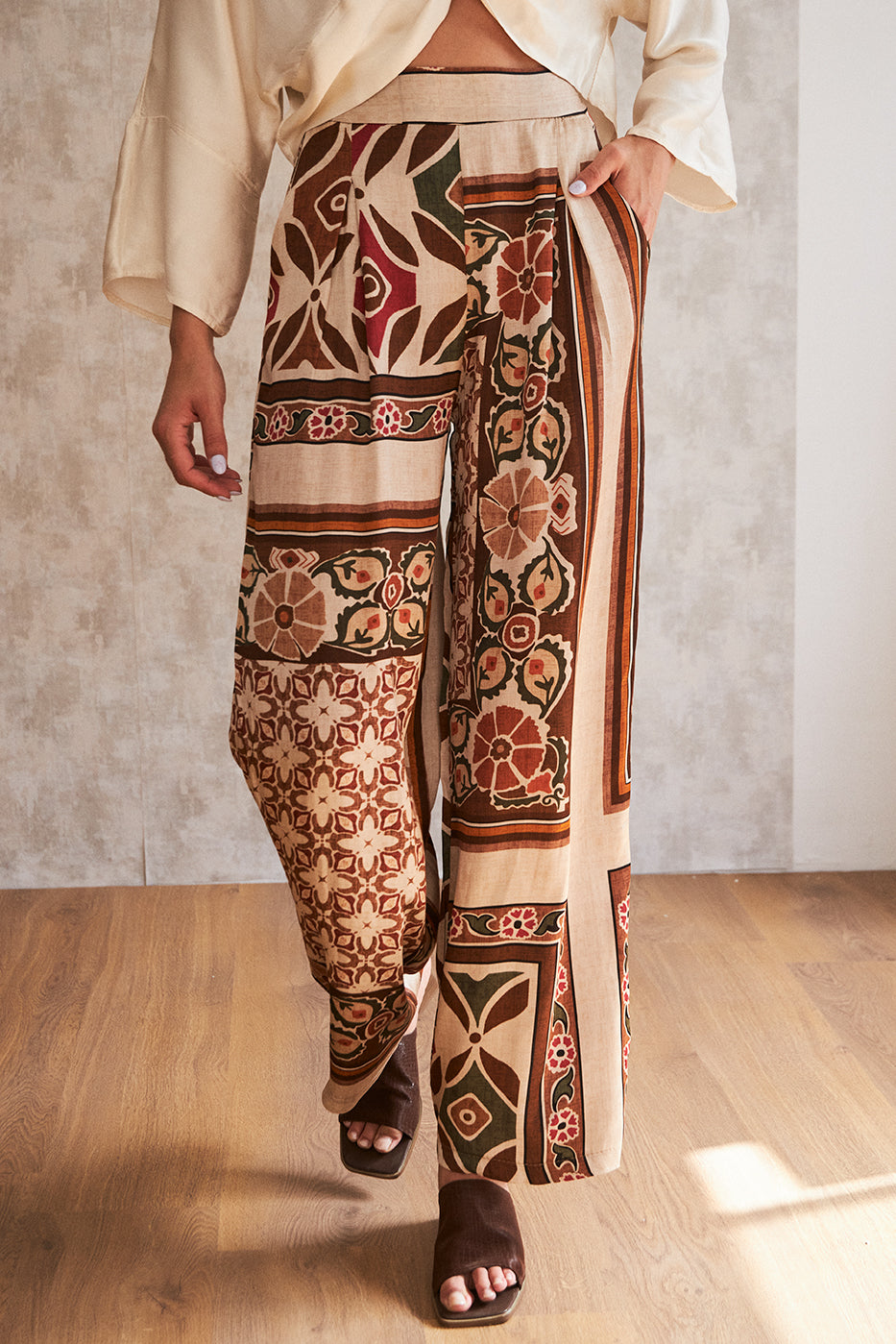 Pantalón palazzo africano