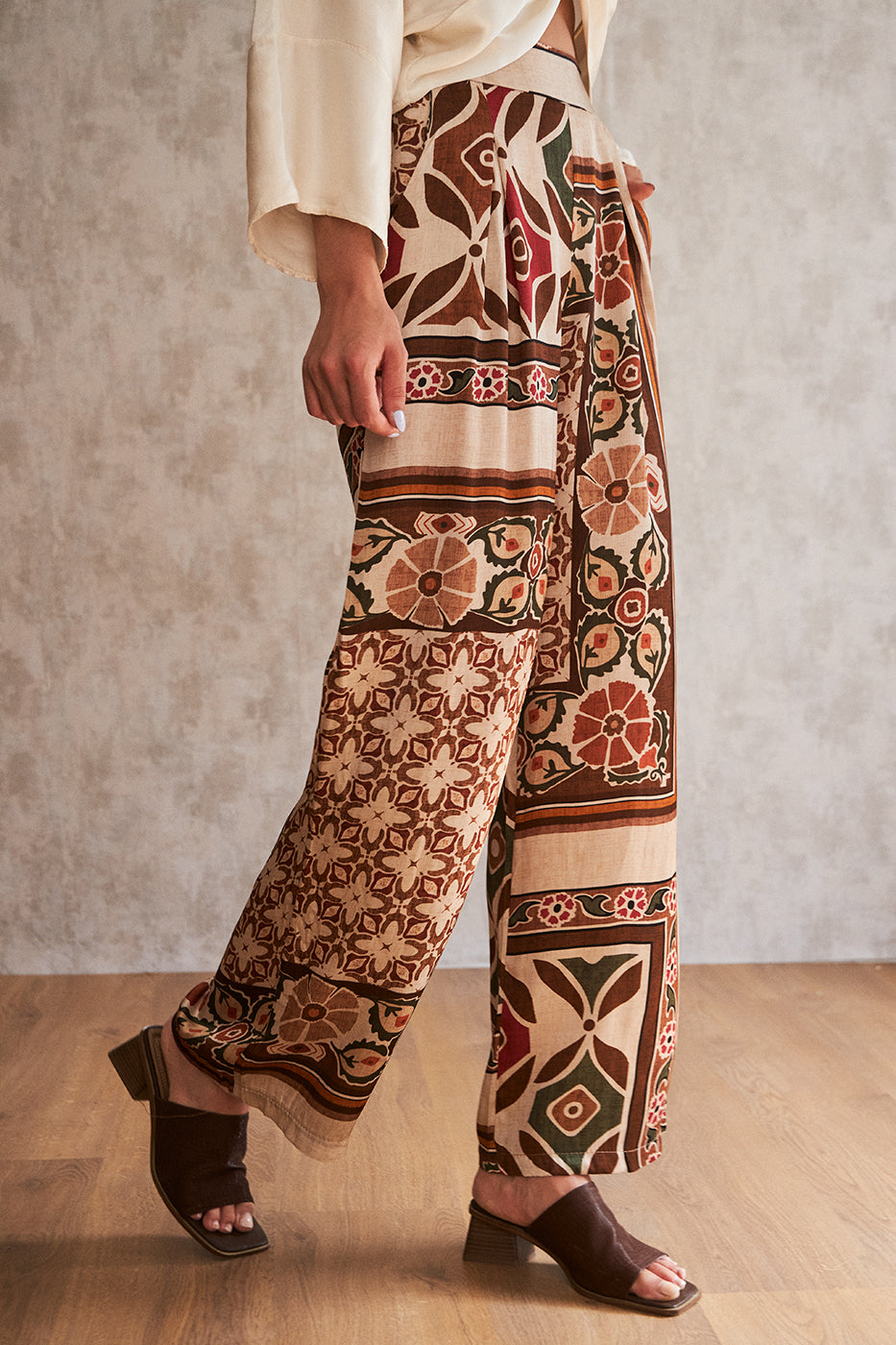 Pantalón palazzo africano