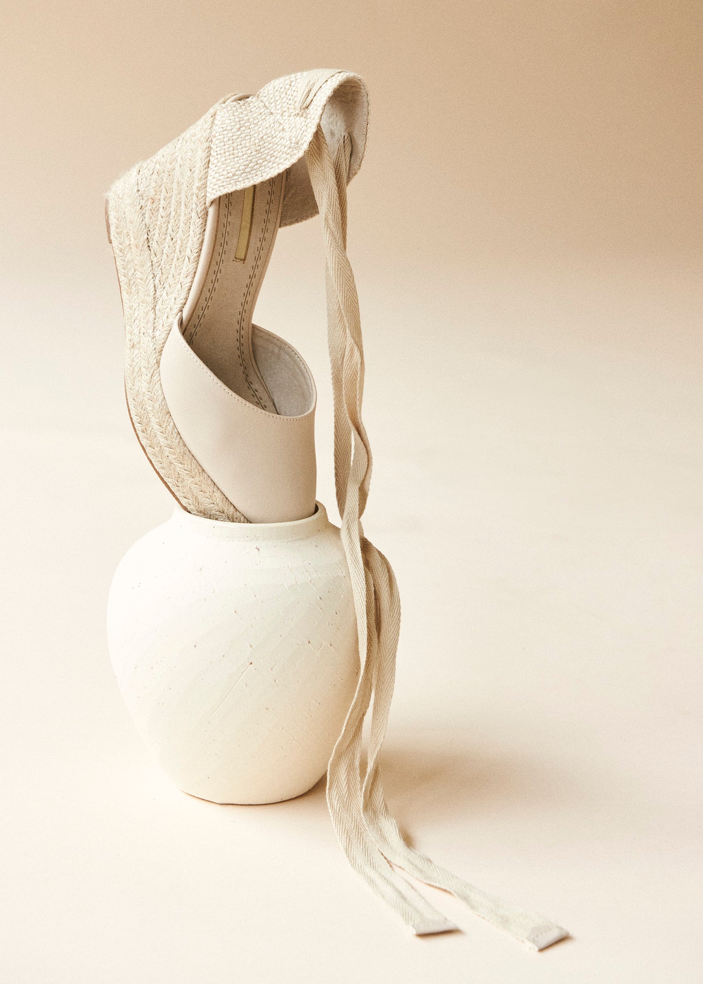 Contrast cowboy boot