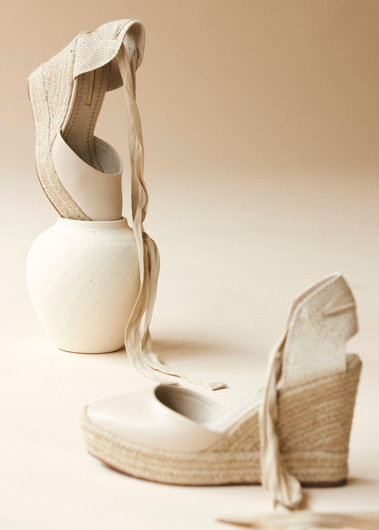 Contrast cowboy boot