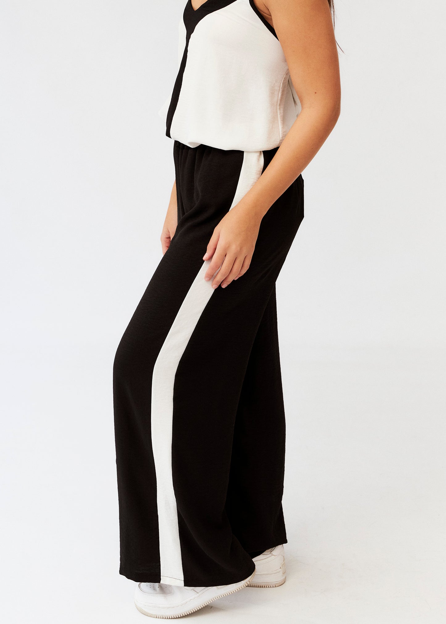 Contrast pants