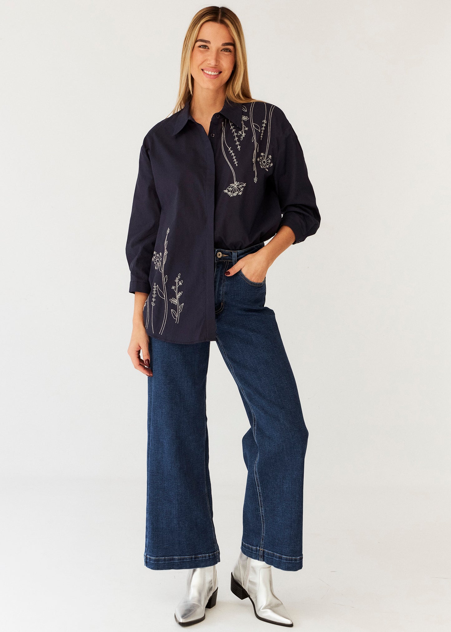 Floral embroidered shirt