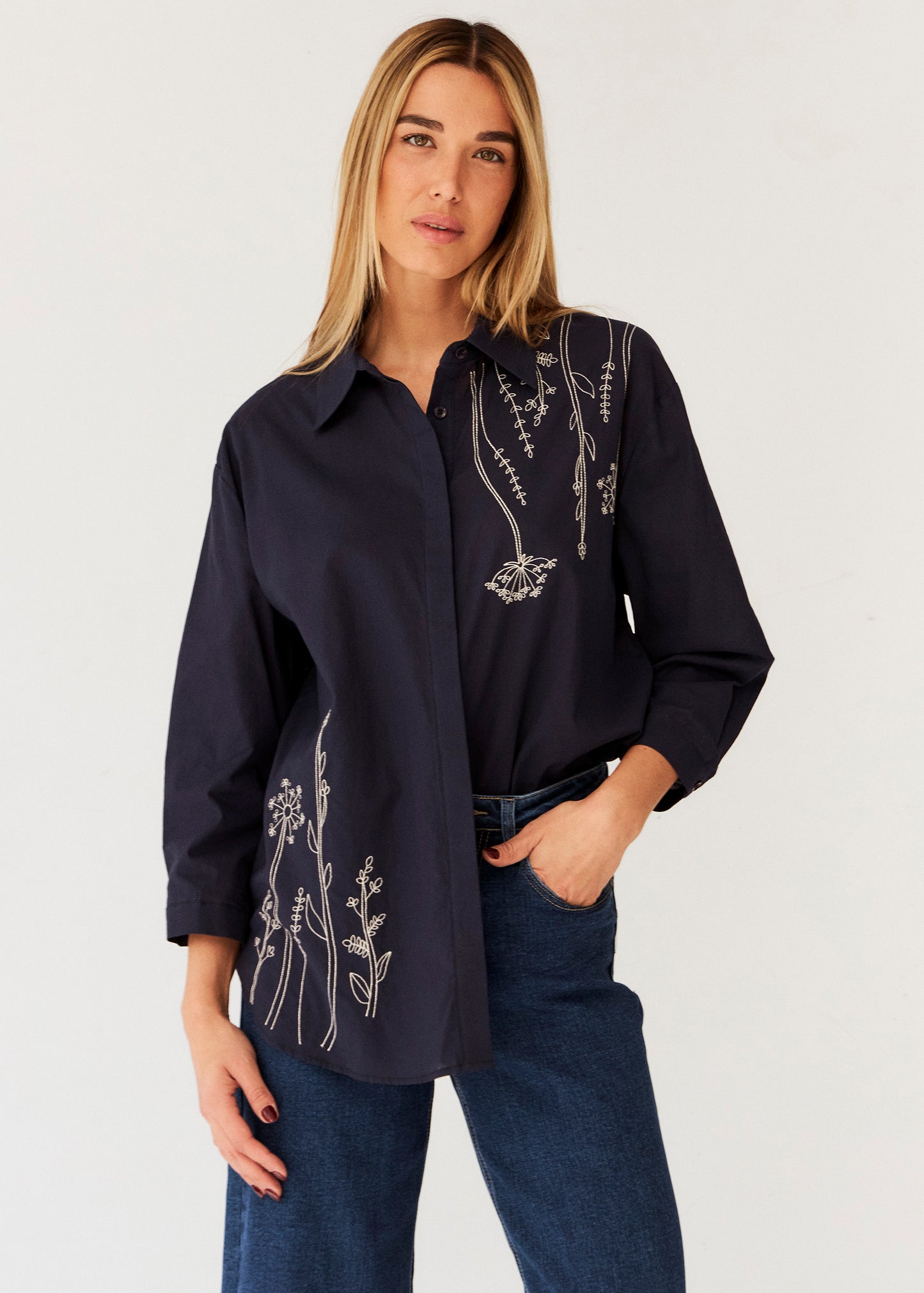 Floral embroidered shirt