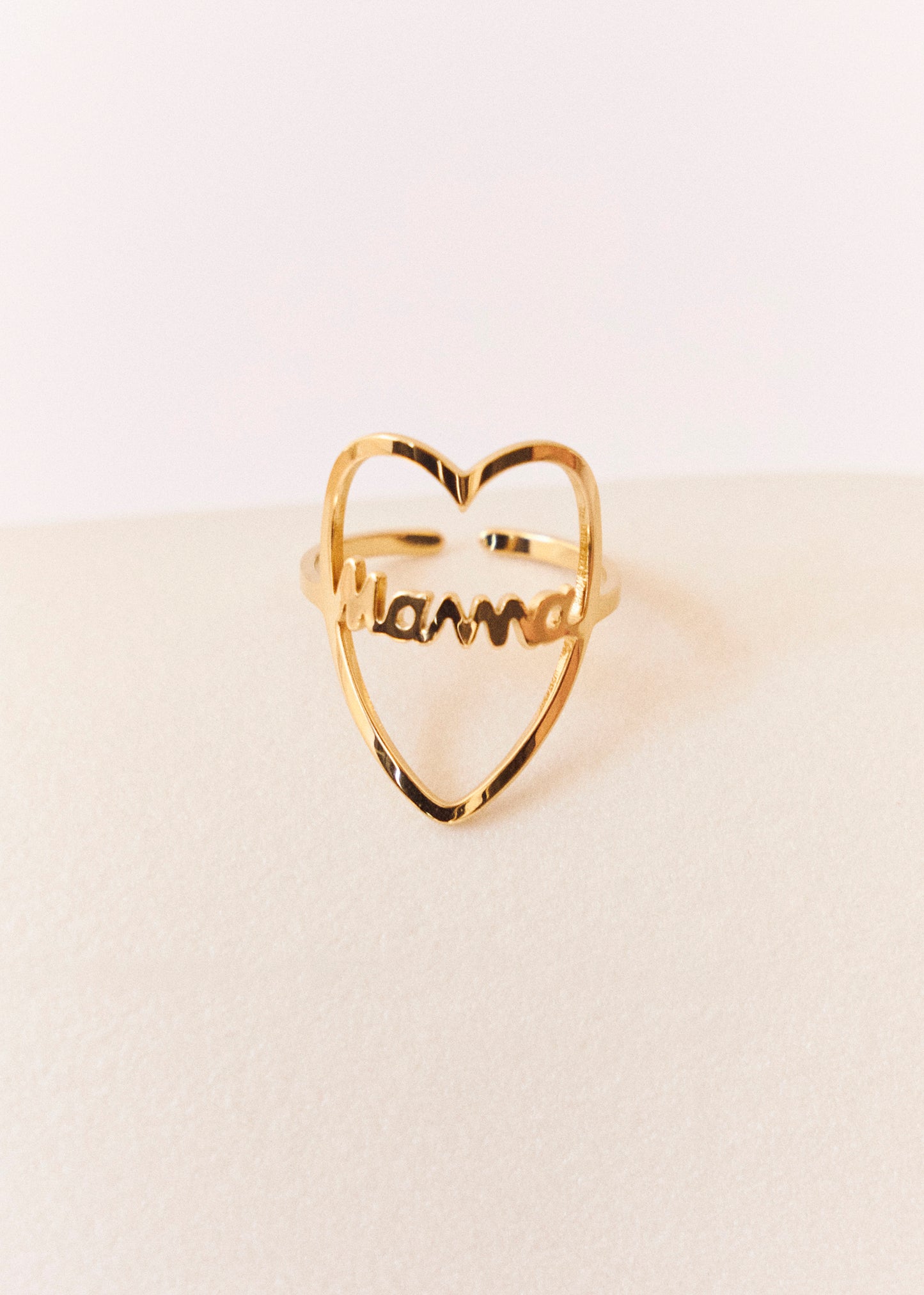 Mama heart ring