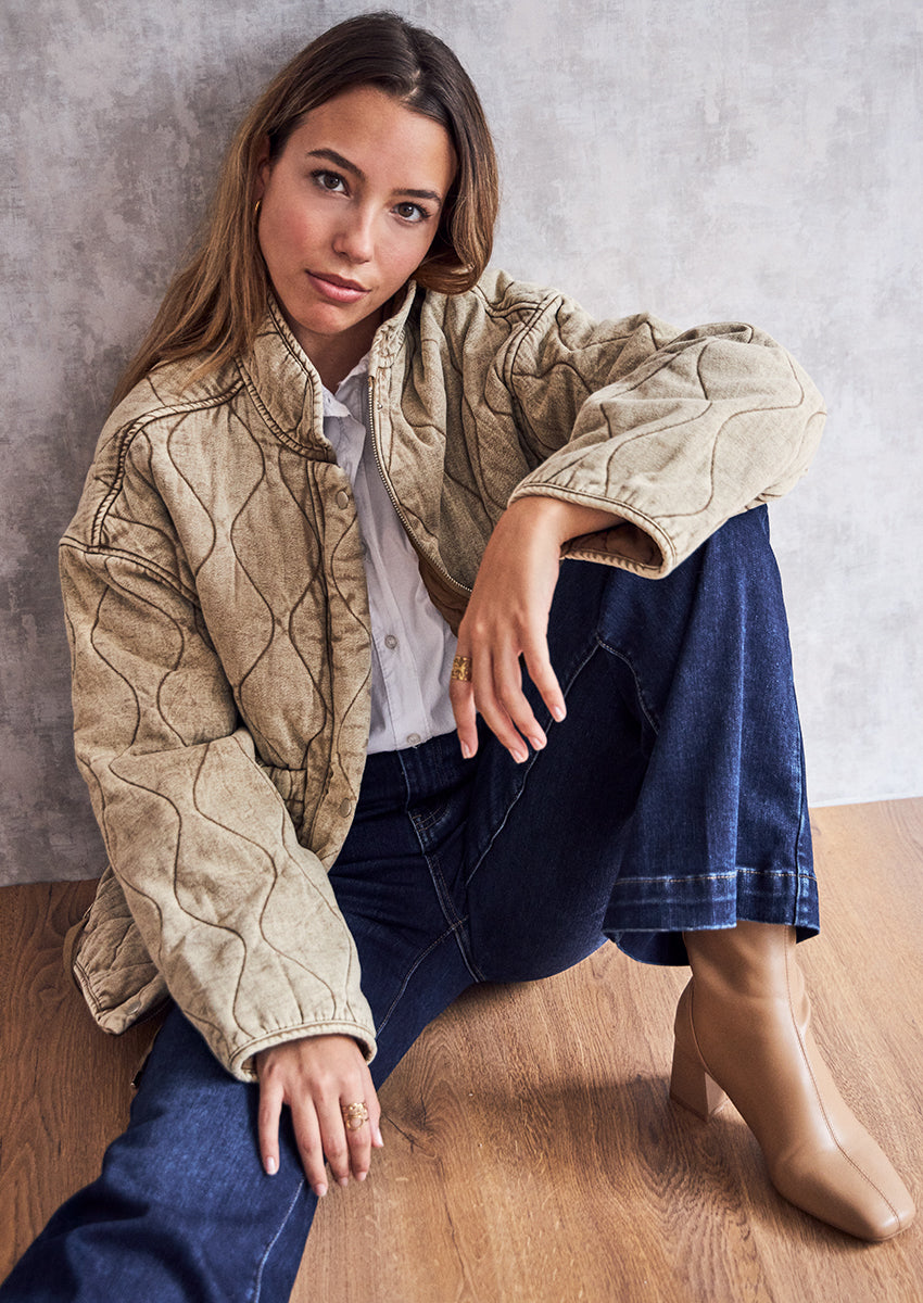 Cazadora denim acolchada