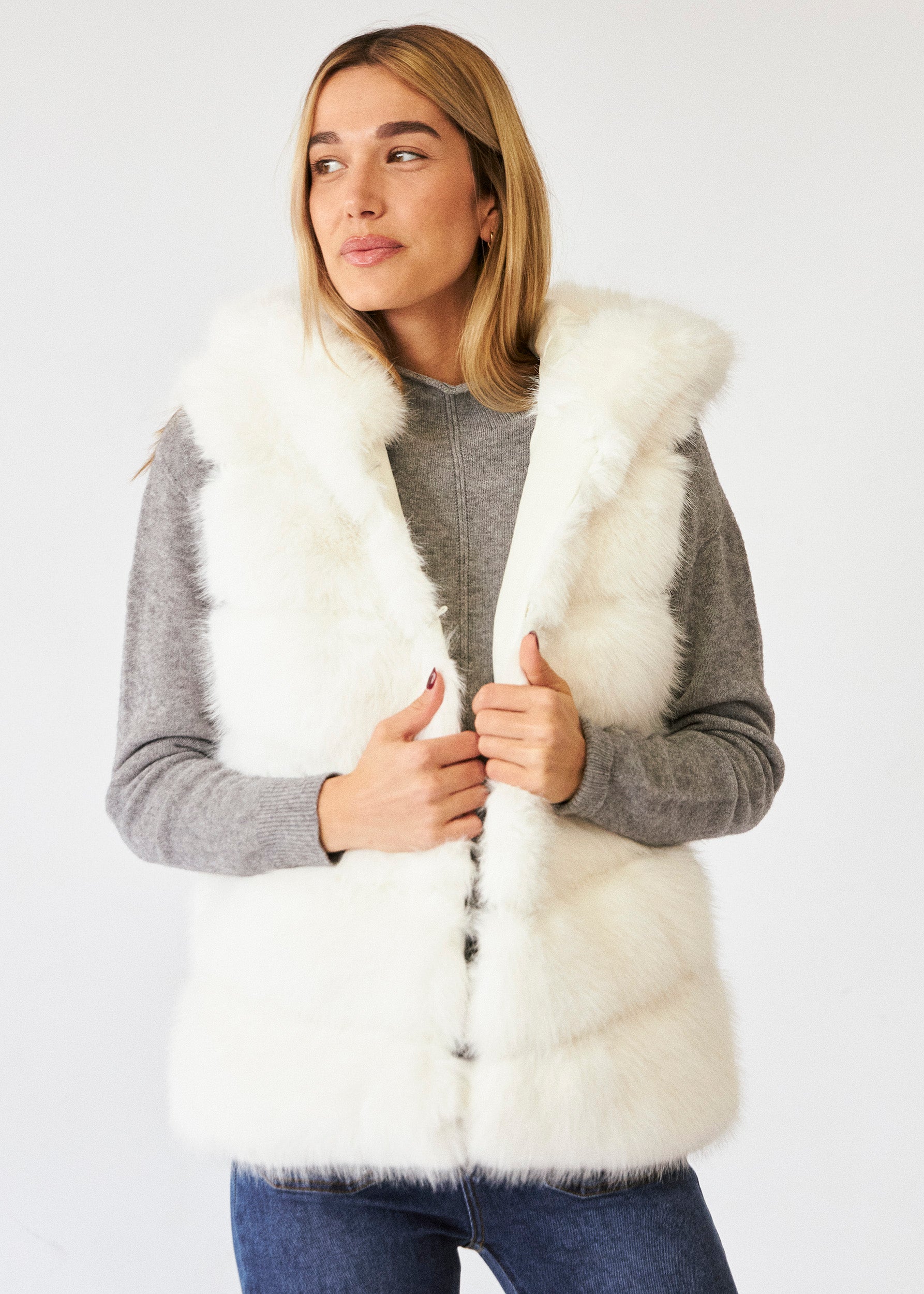 Chaleco capucha efecto pelo – Florencia - Main Image