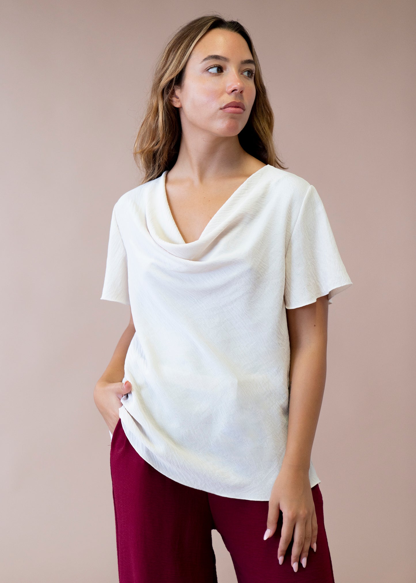 Blusa desbocada fluida