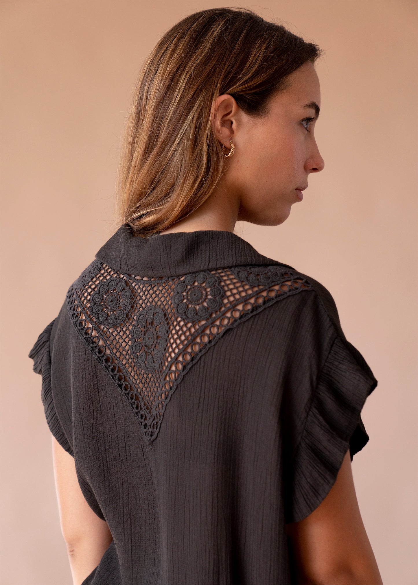Blusa bambula guipur