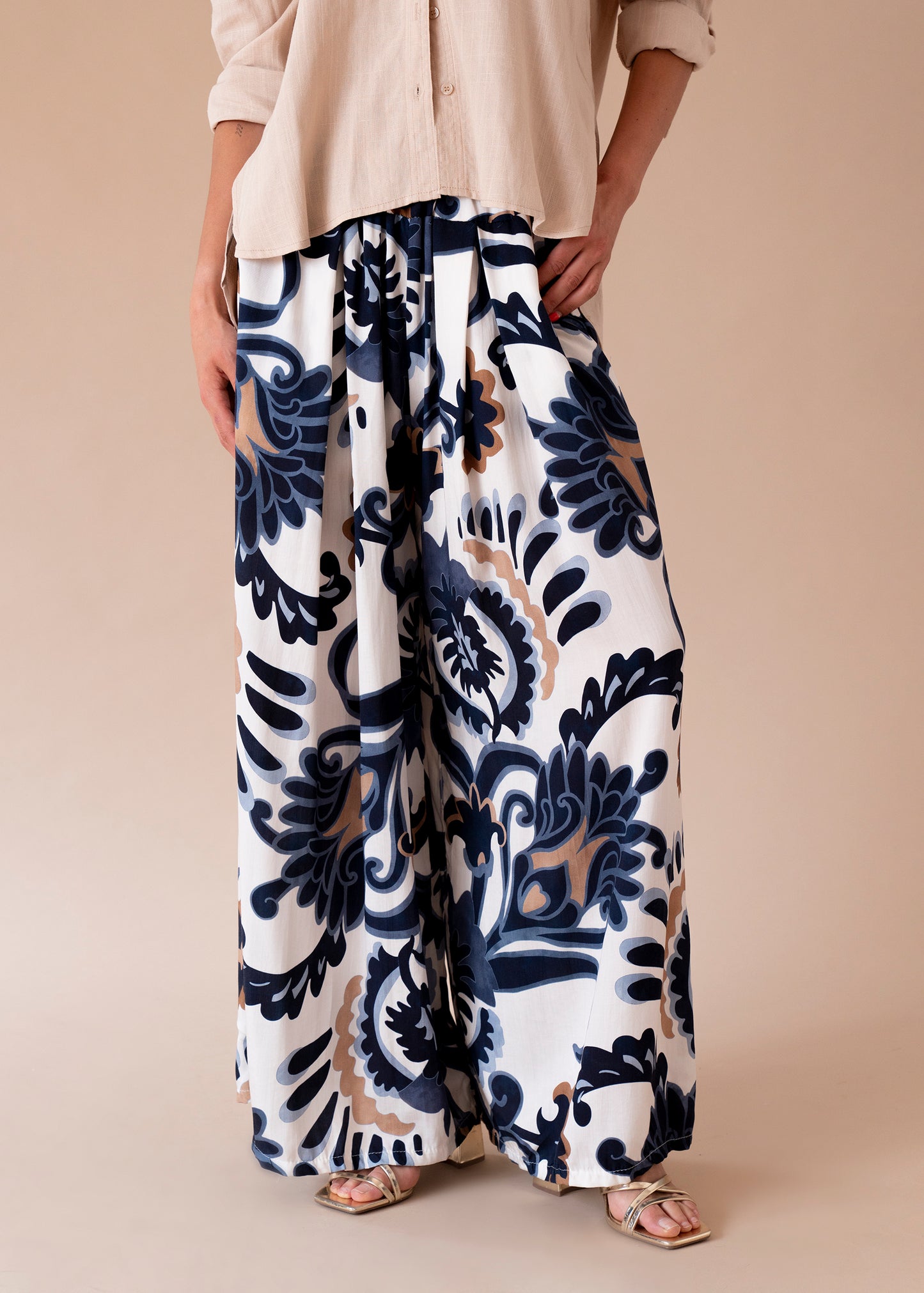 Pantalones Brisado