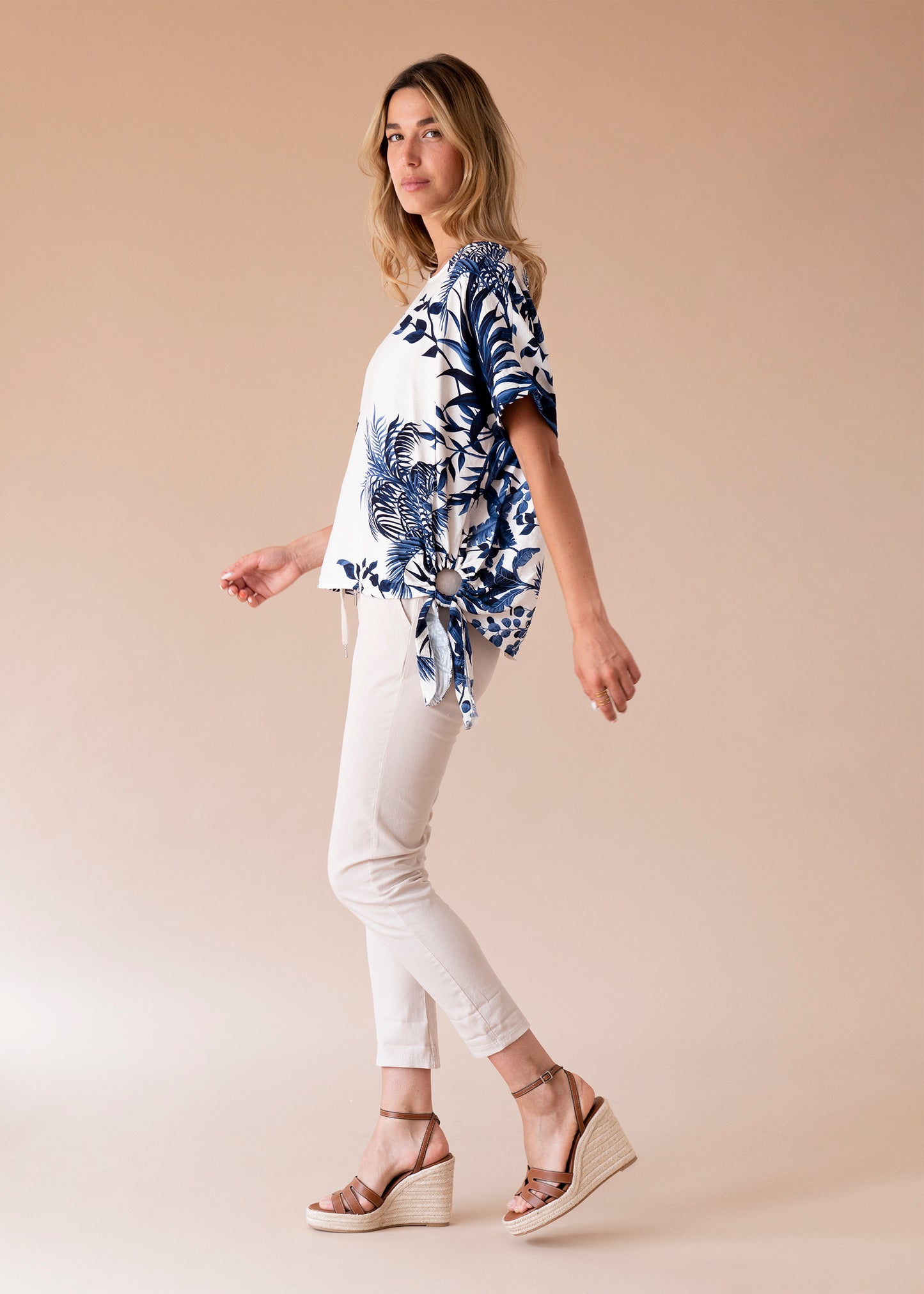 Blusa nudo estampada