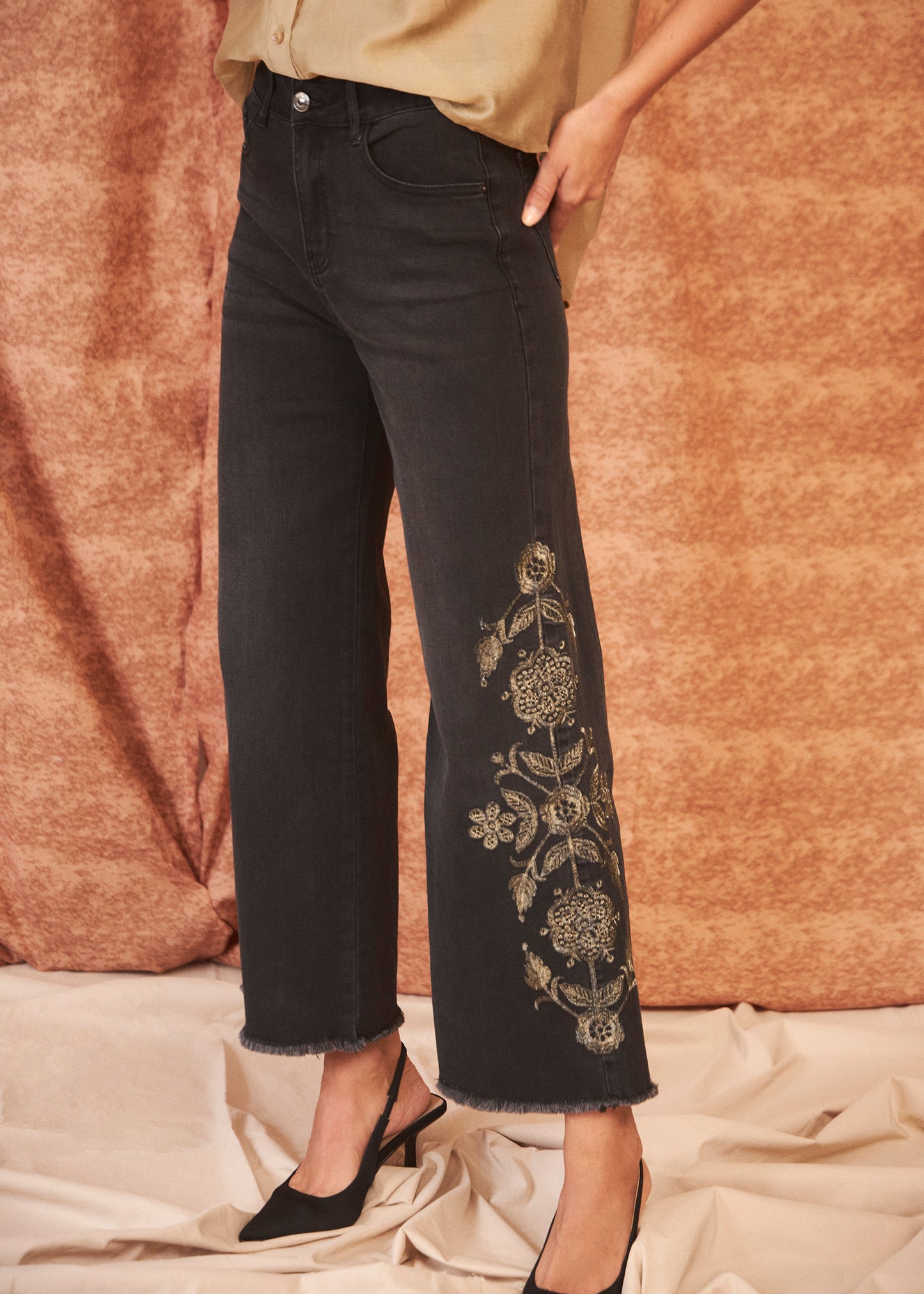 Embroidered wide leg jeans
