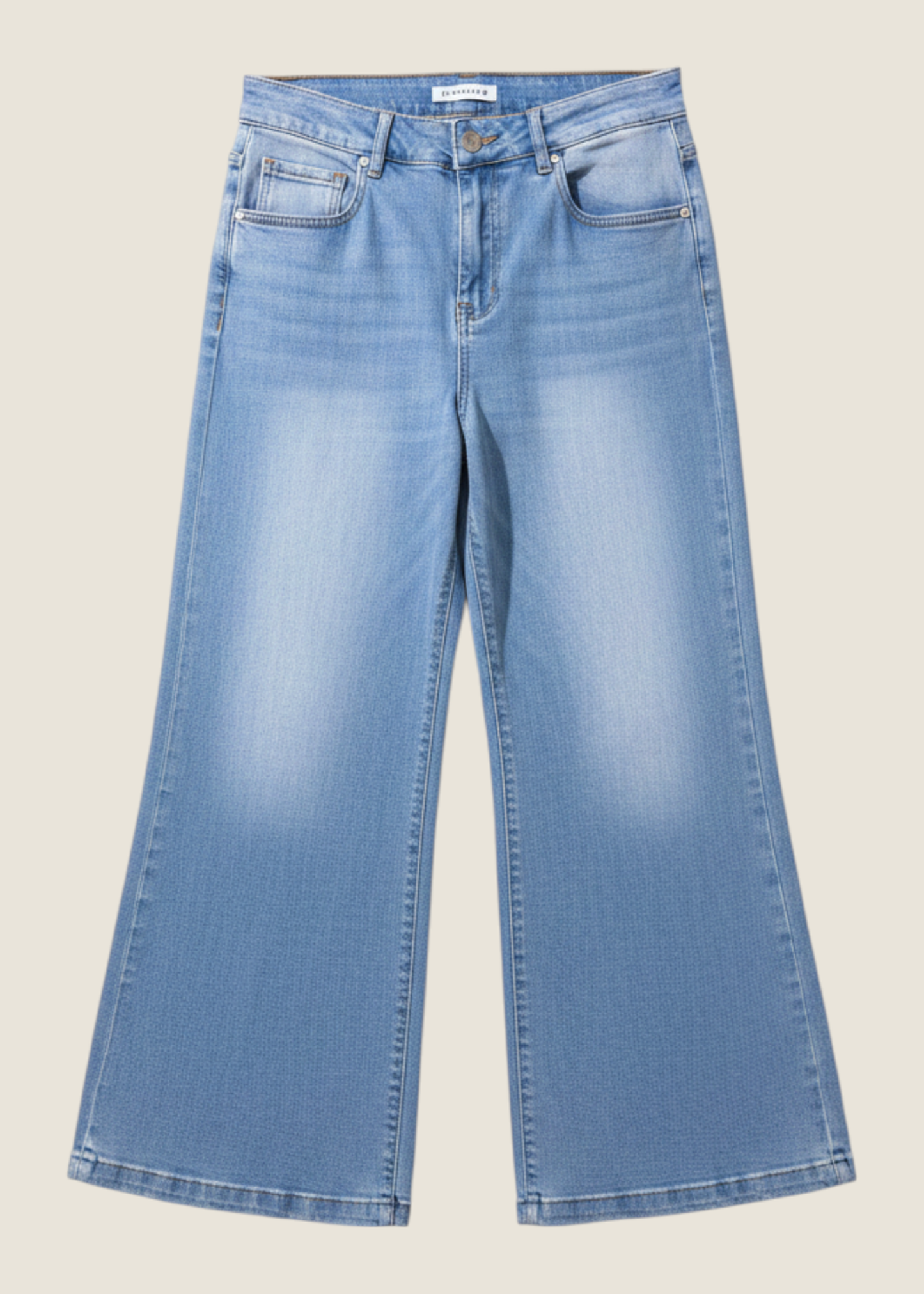 Wide-leg jeans