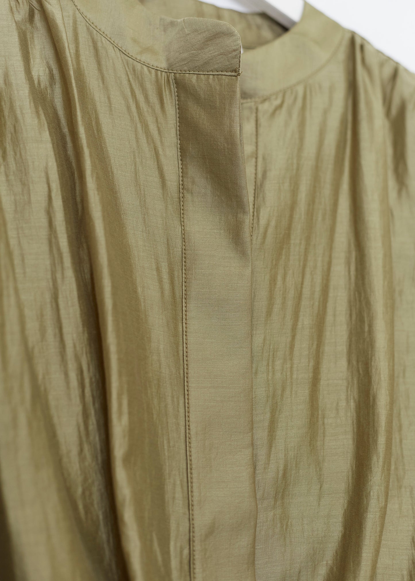 Blusa organza abullonada
