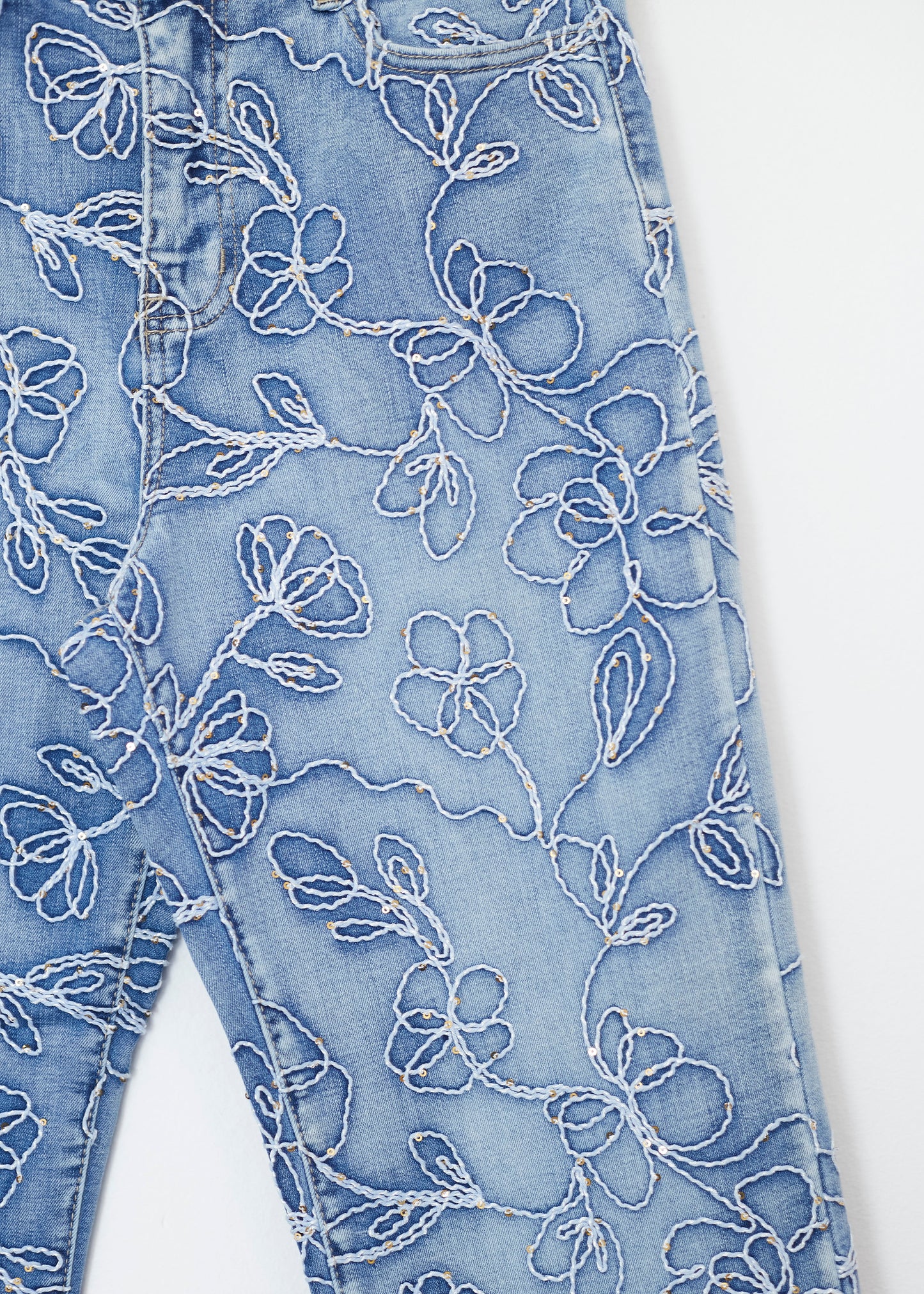 Jeans straight bordados