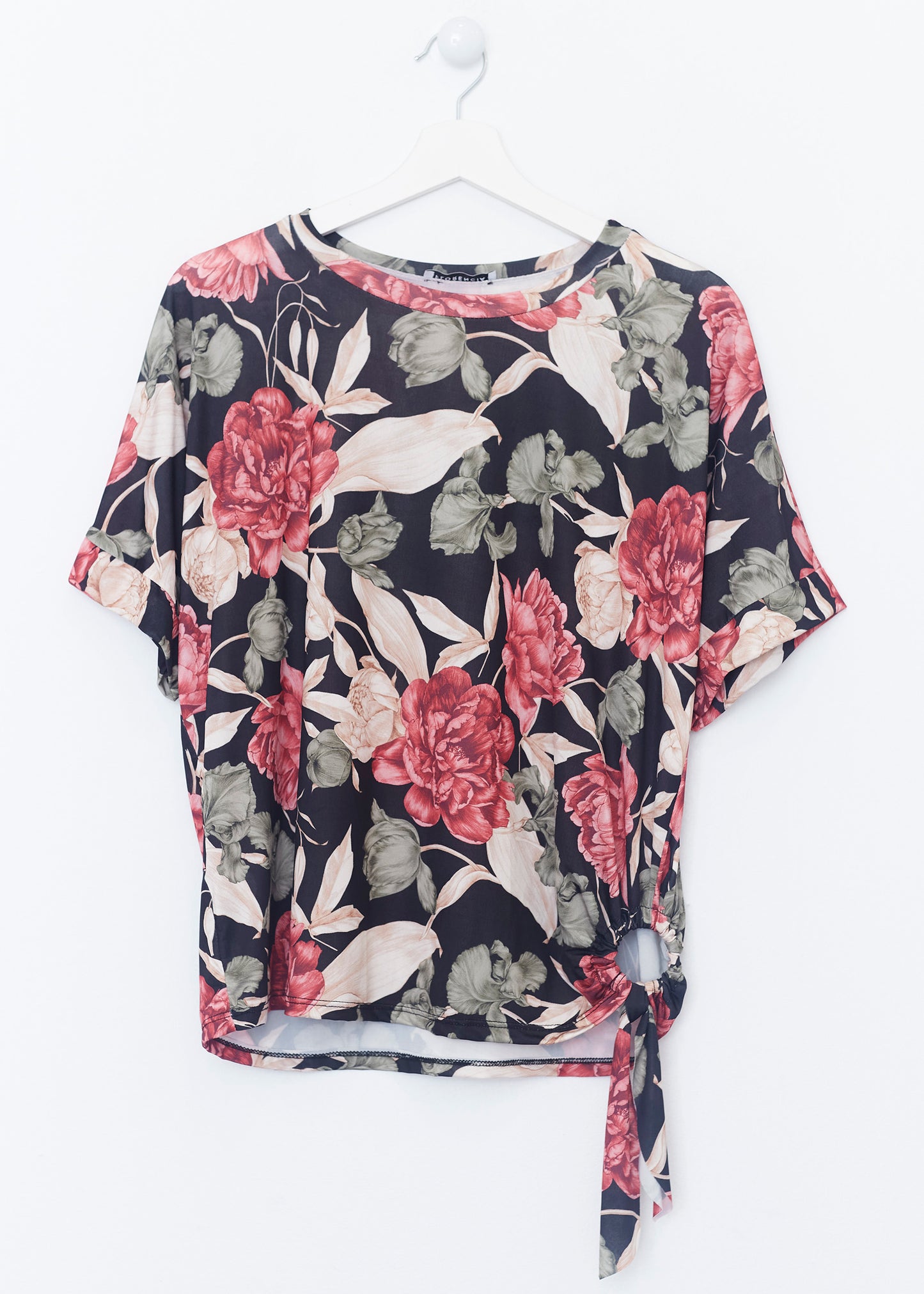 Floral ring T-shirt