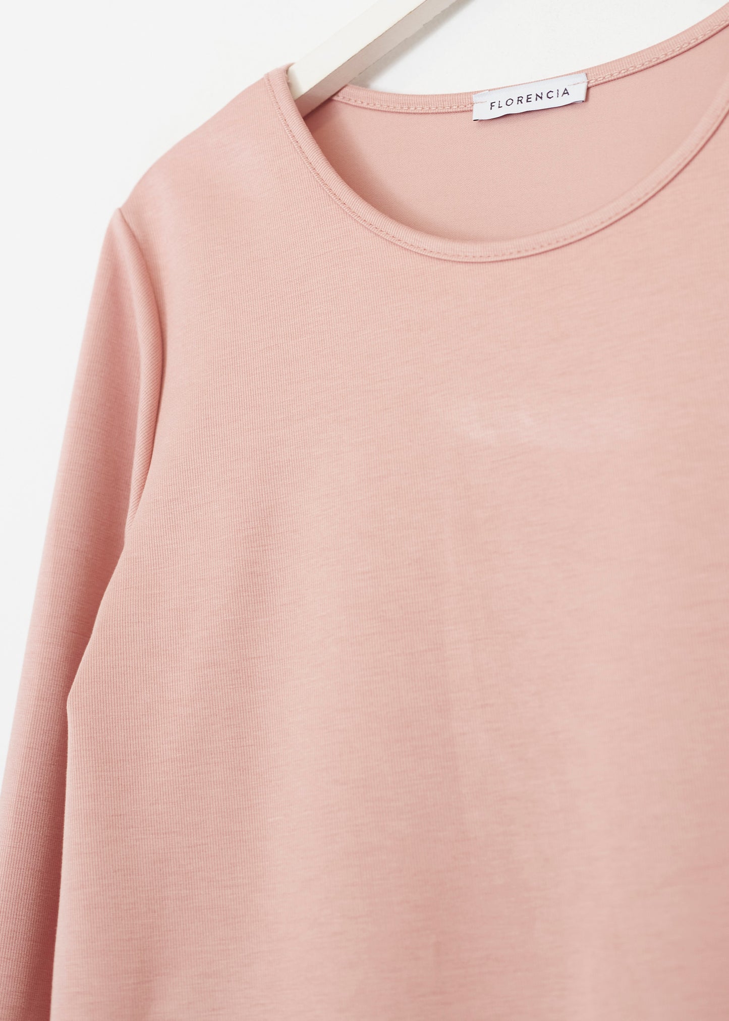 Camiseta básica cuello redondo