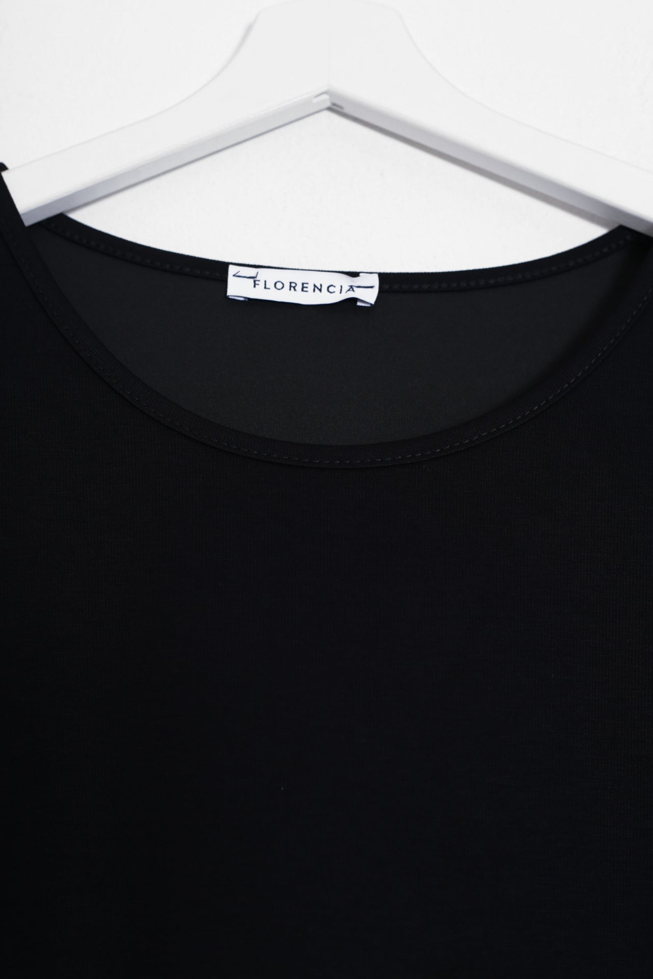 Camiseta Sicilia básica cuello redondo