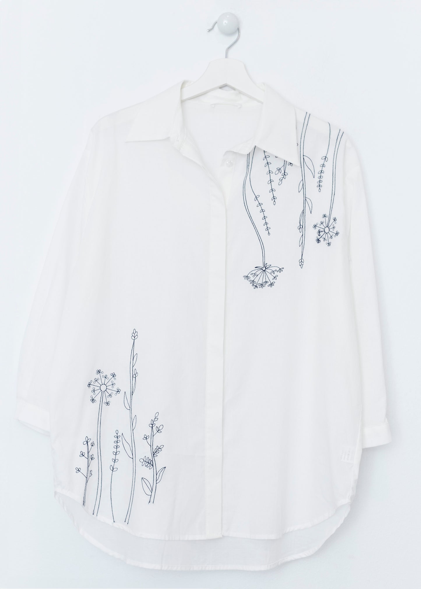 Floral embroidered shirt