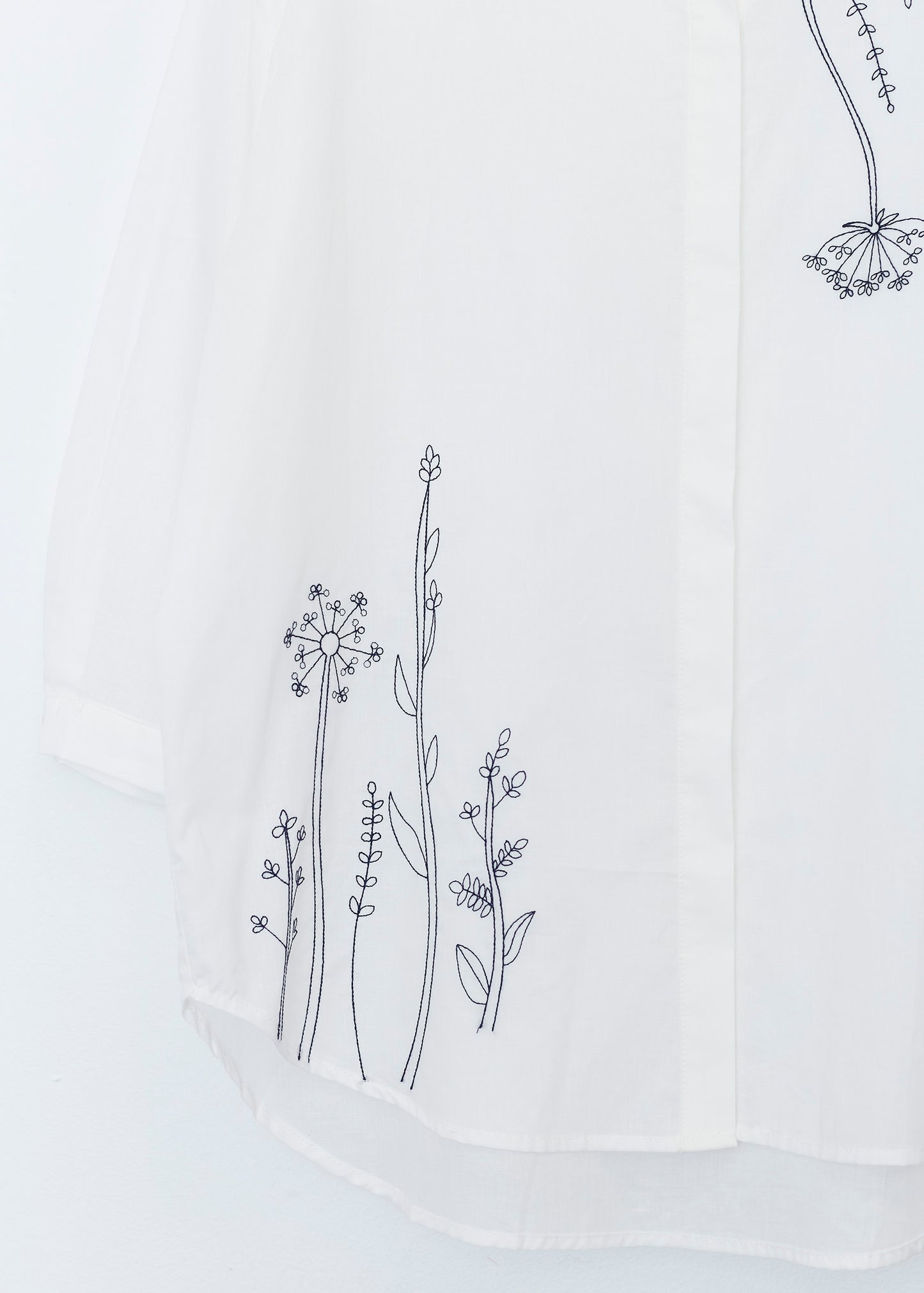 Floral embroidered shirt