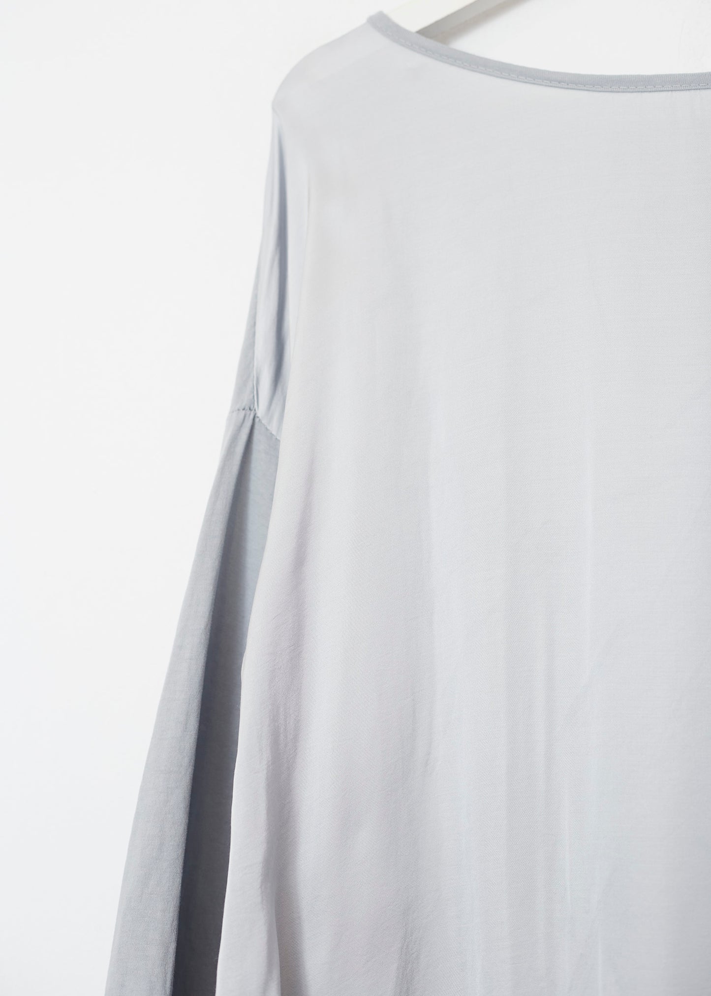 Camiseta bimateria raso cuello redondo