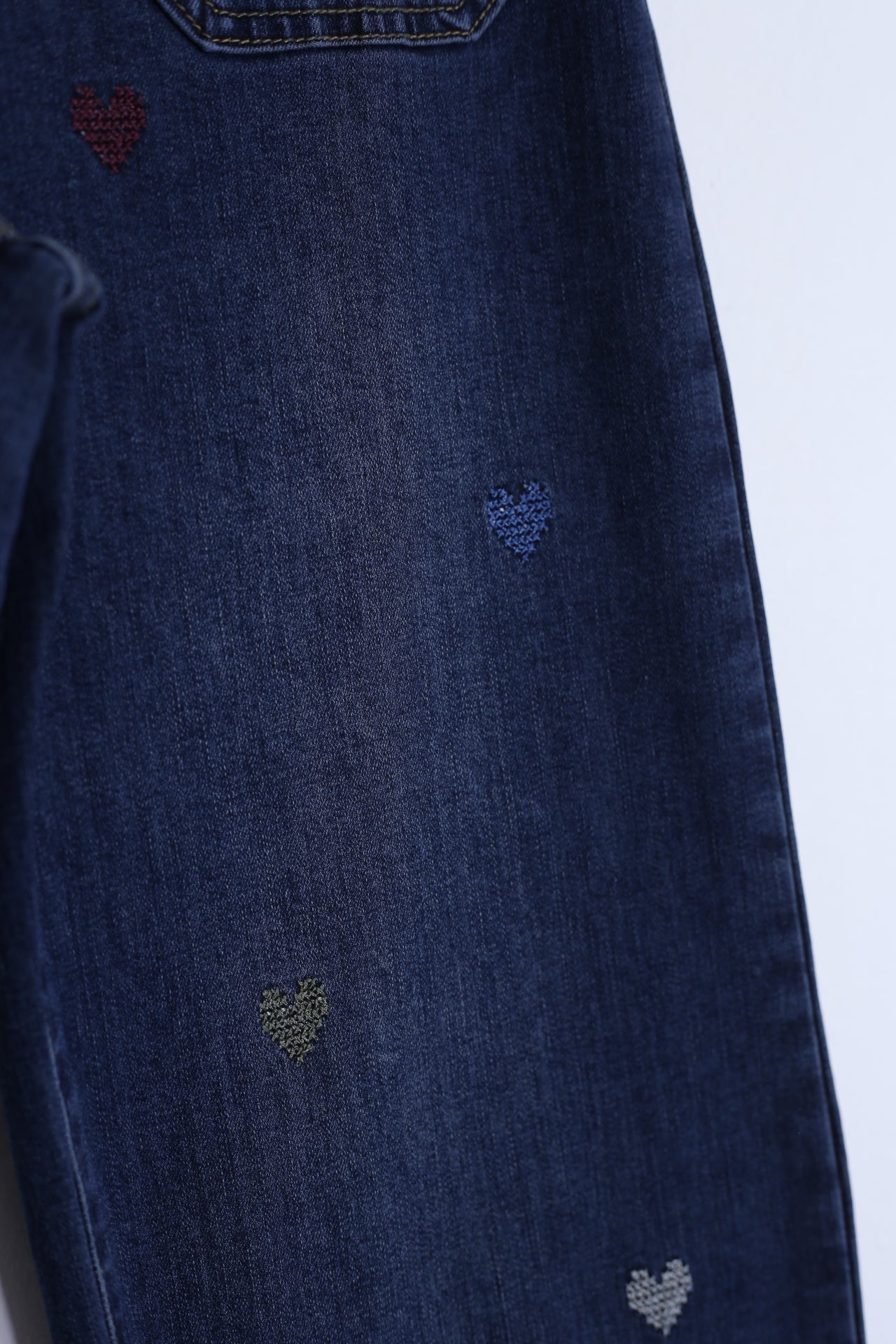 Jeans corazones bolsillos