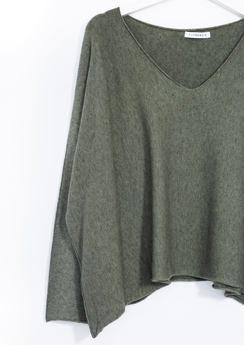 Jersey amplio cuello punta