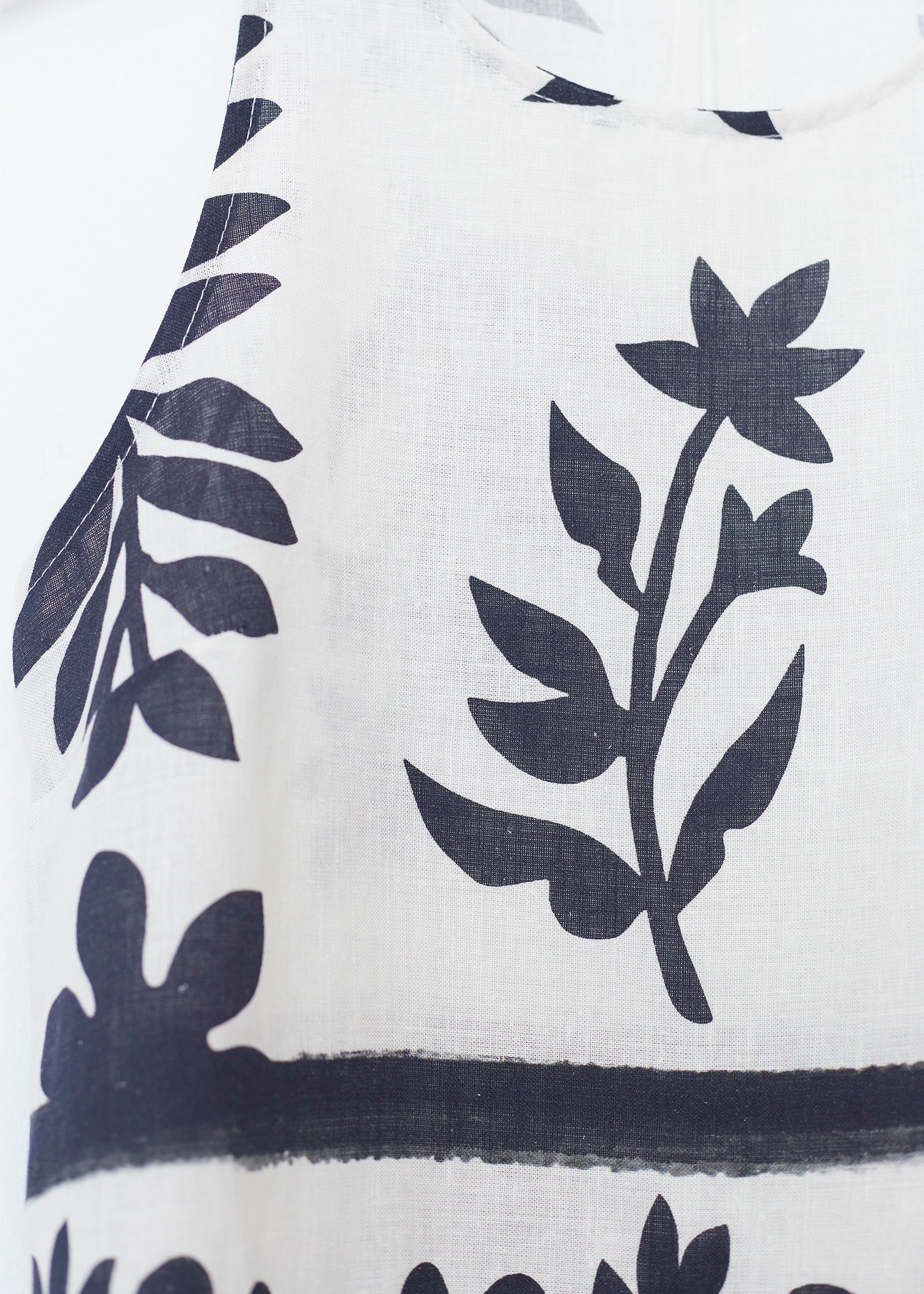 Top linen border