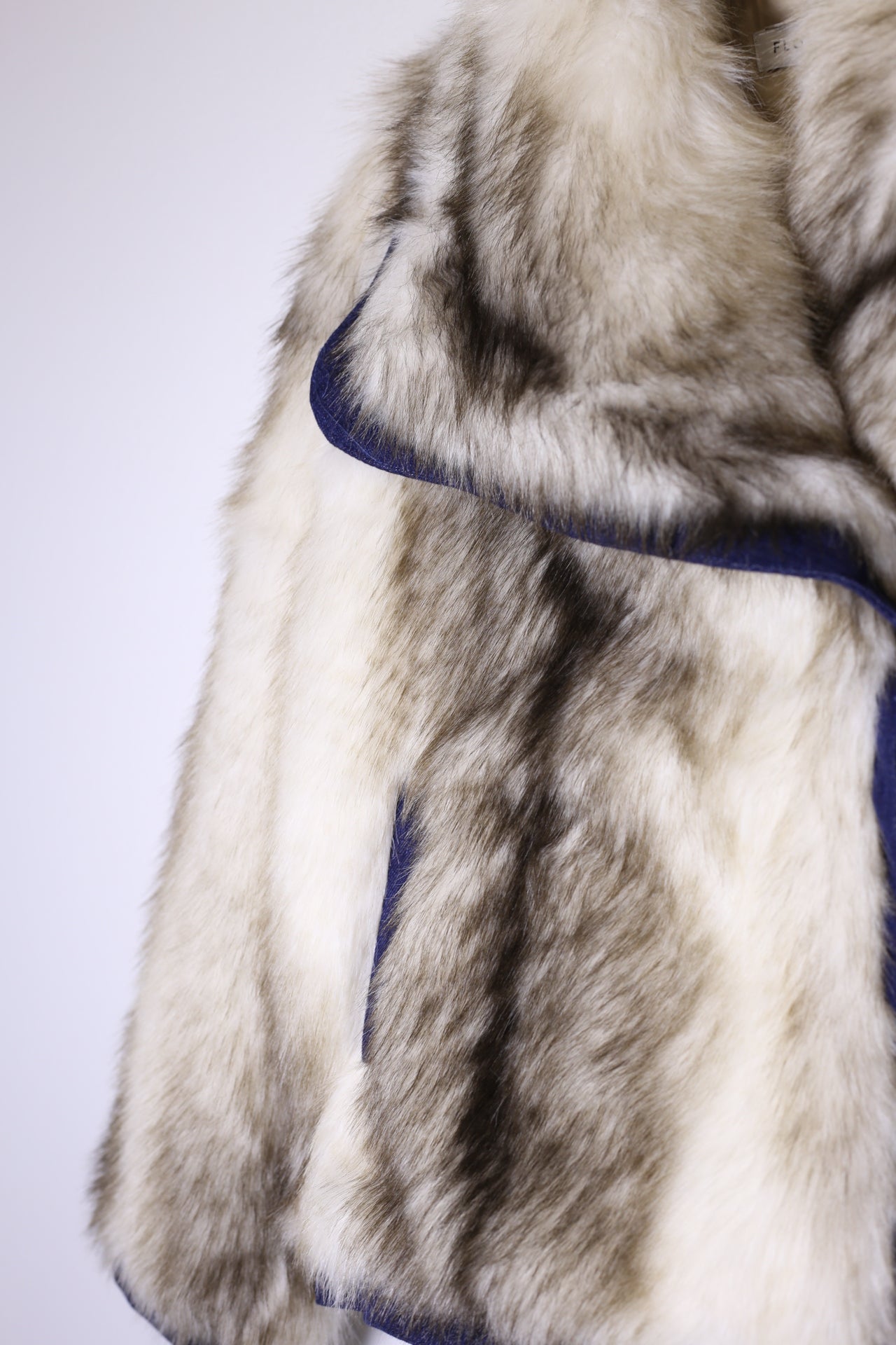 Chaqueta efecto pelo