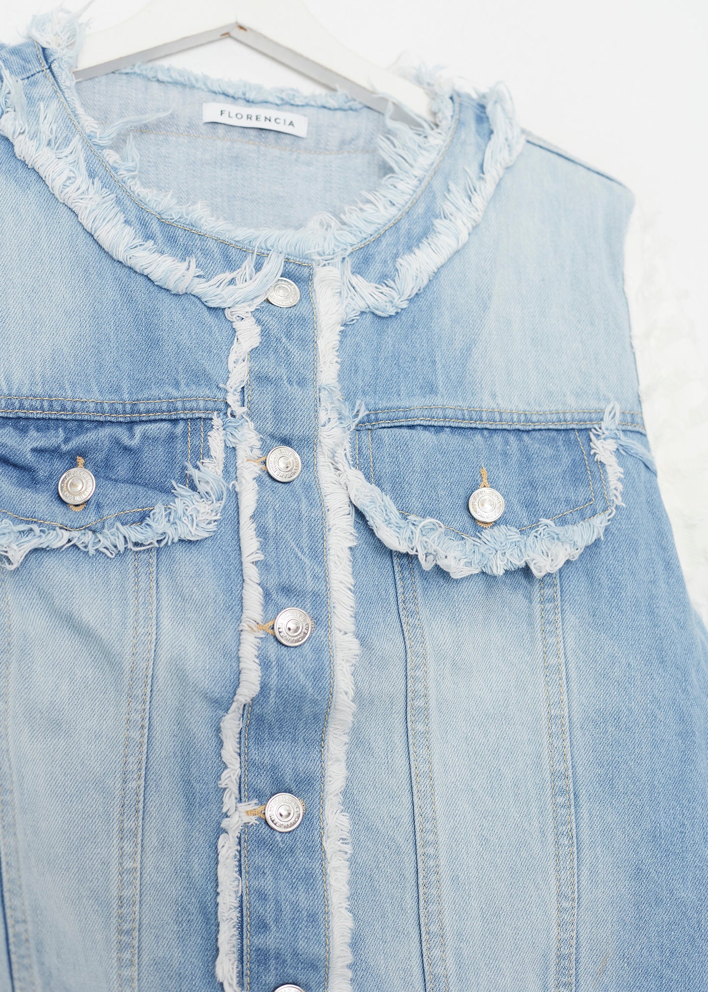 Cazadora denim flecos