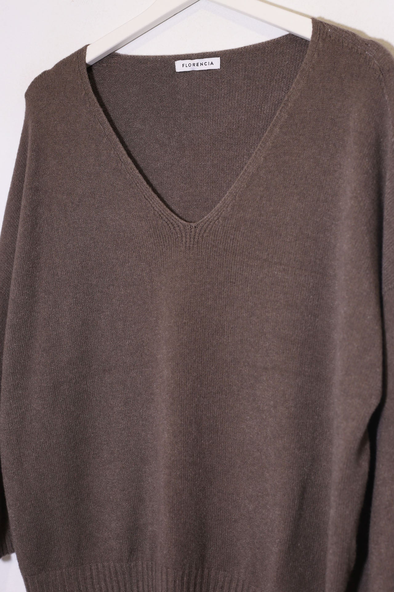 Jersey sin costuras cuello punta