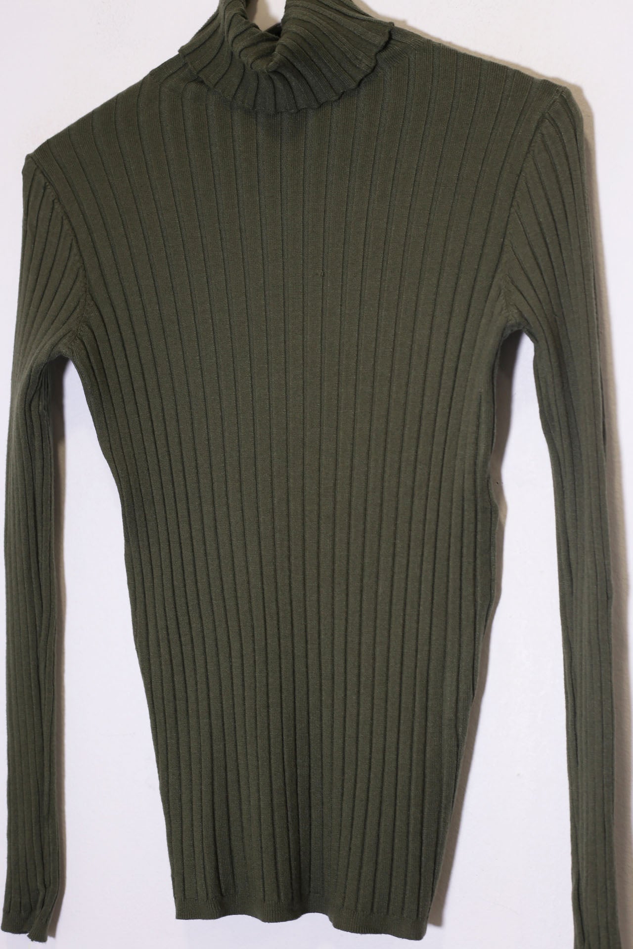 Jersey canalé cuello alto