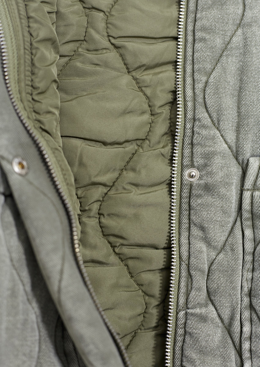 Cazadora denim acolchada