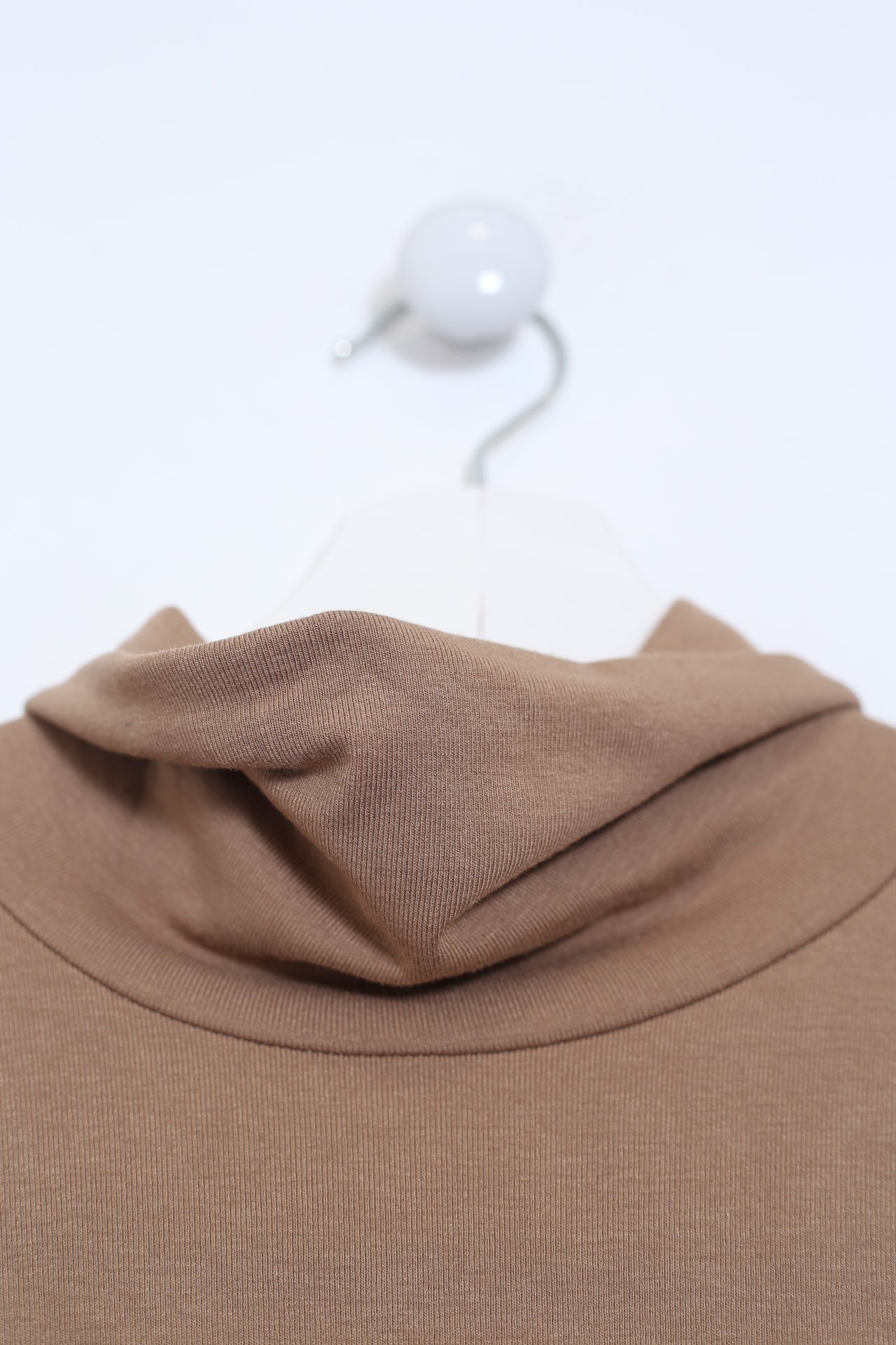 Camiseta cuello alto