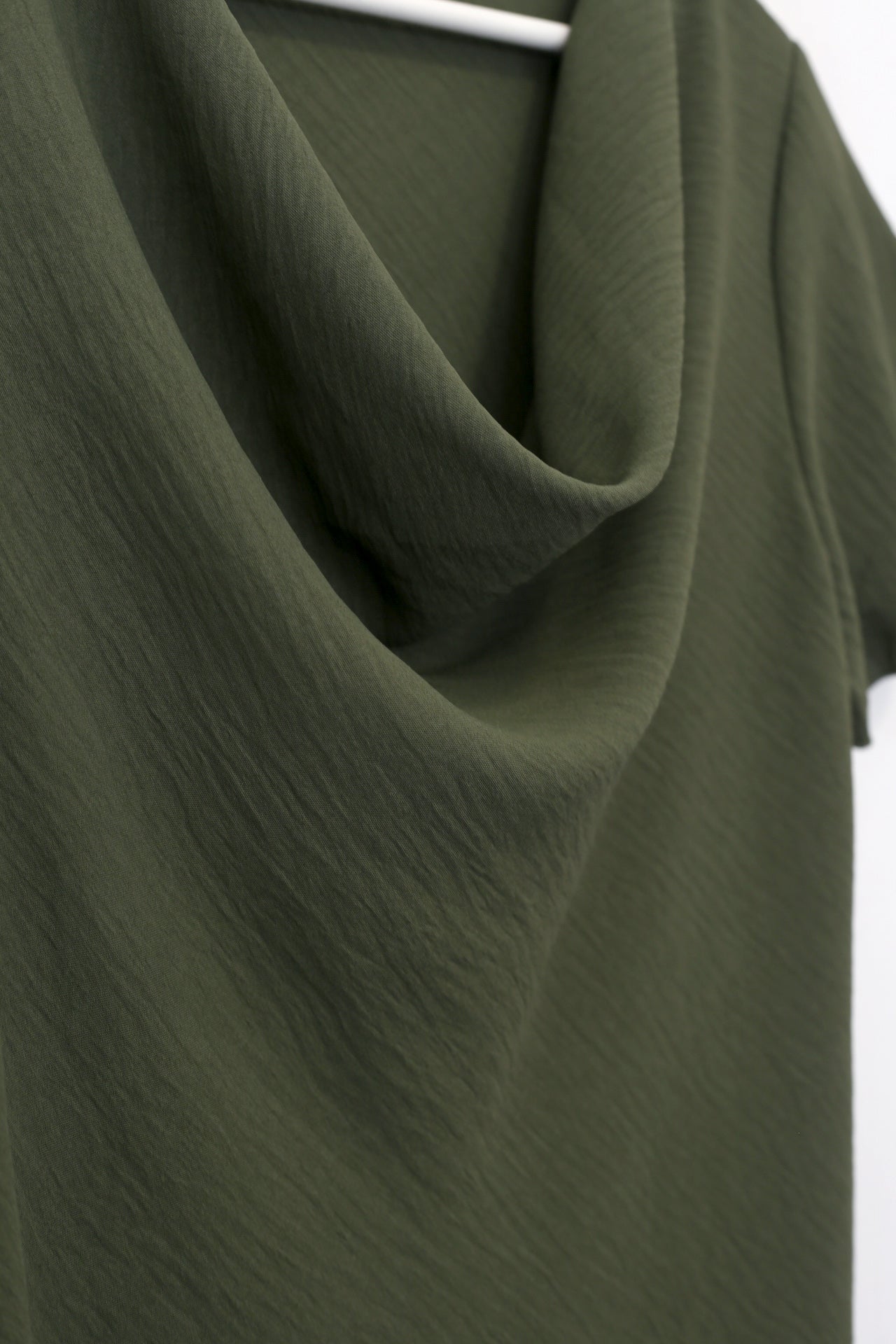 Blusa desbocada fluida