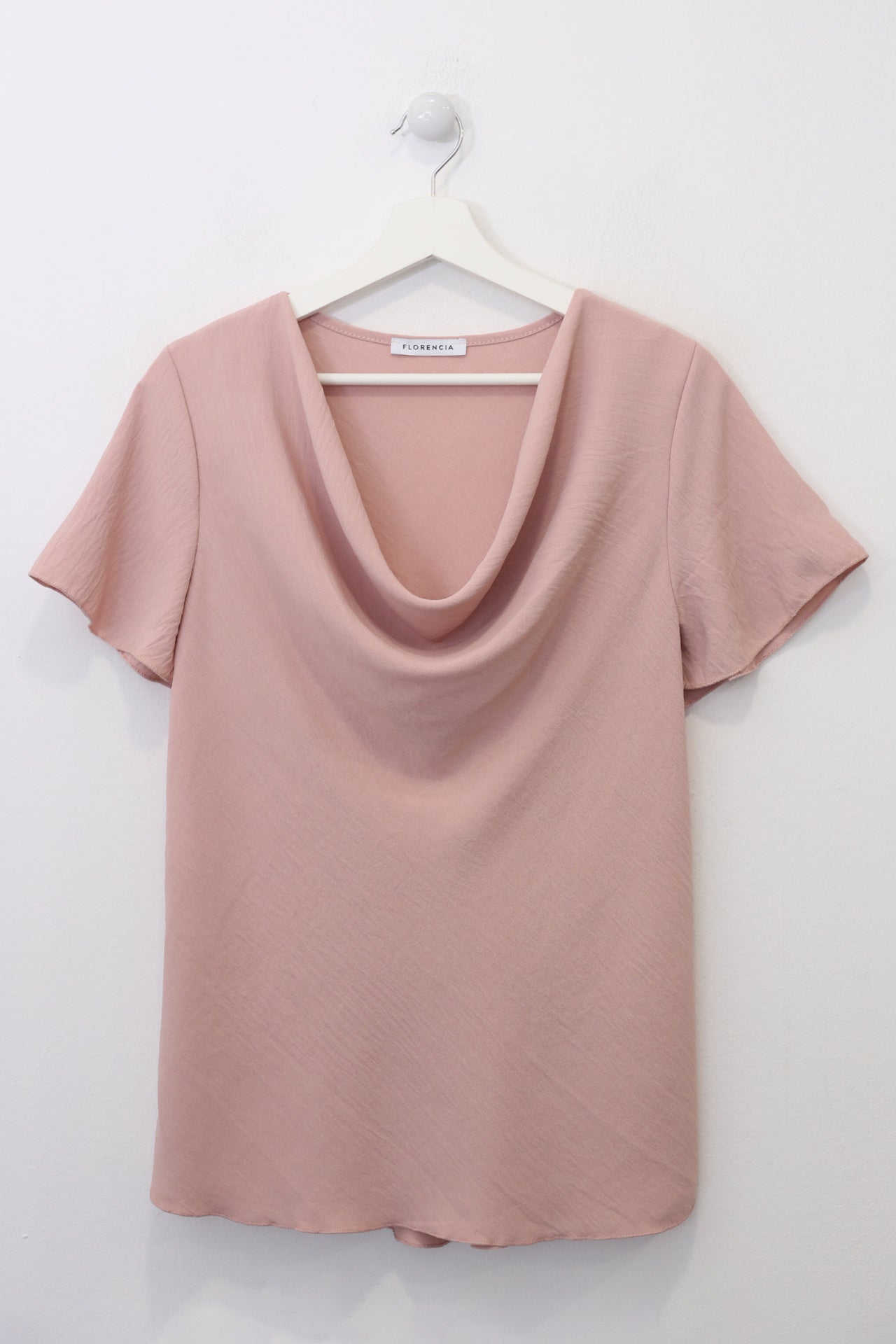Blusa desbocada fluida