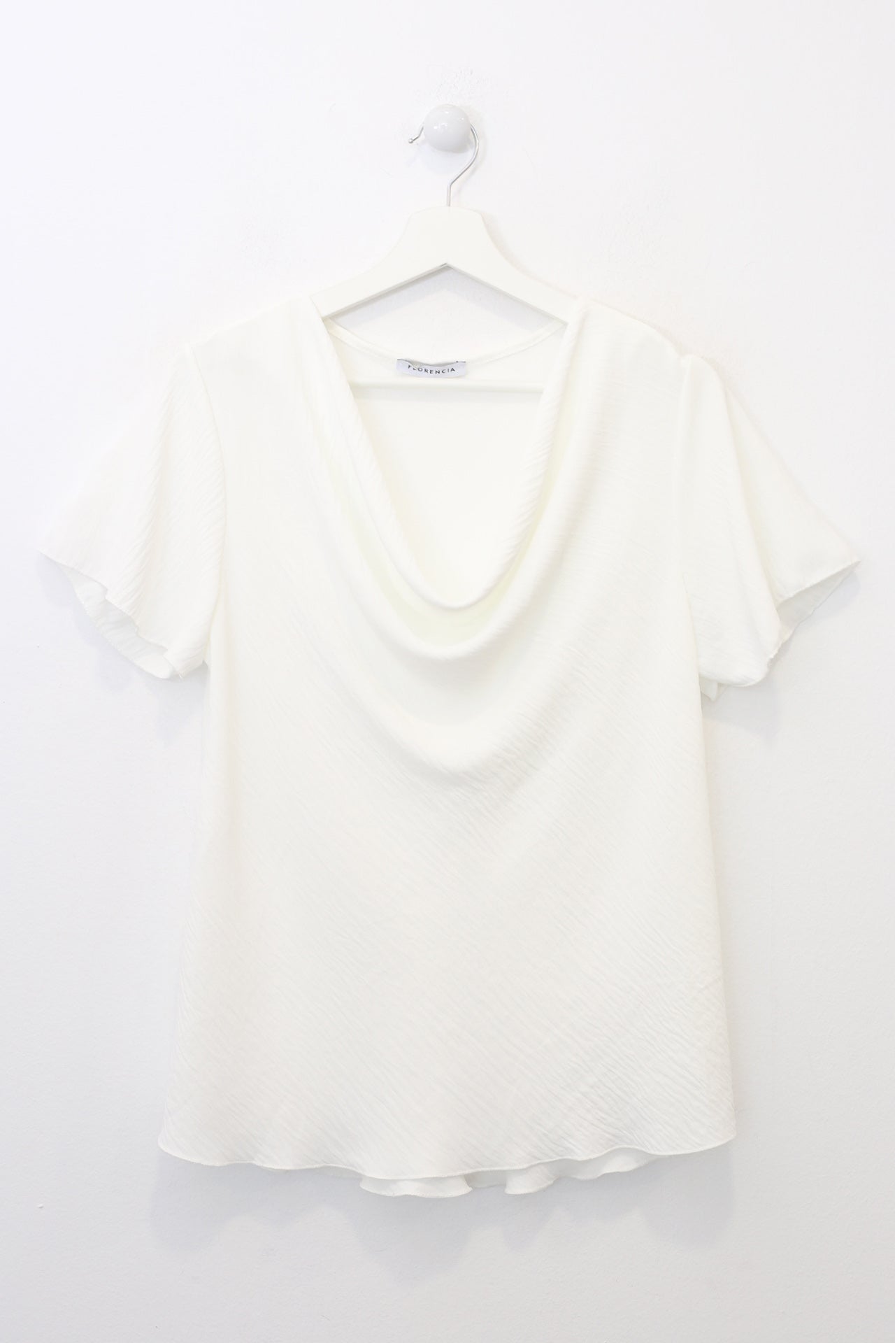 Blusa desbocada fluida