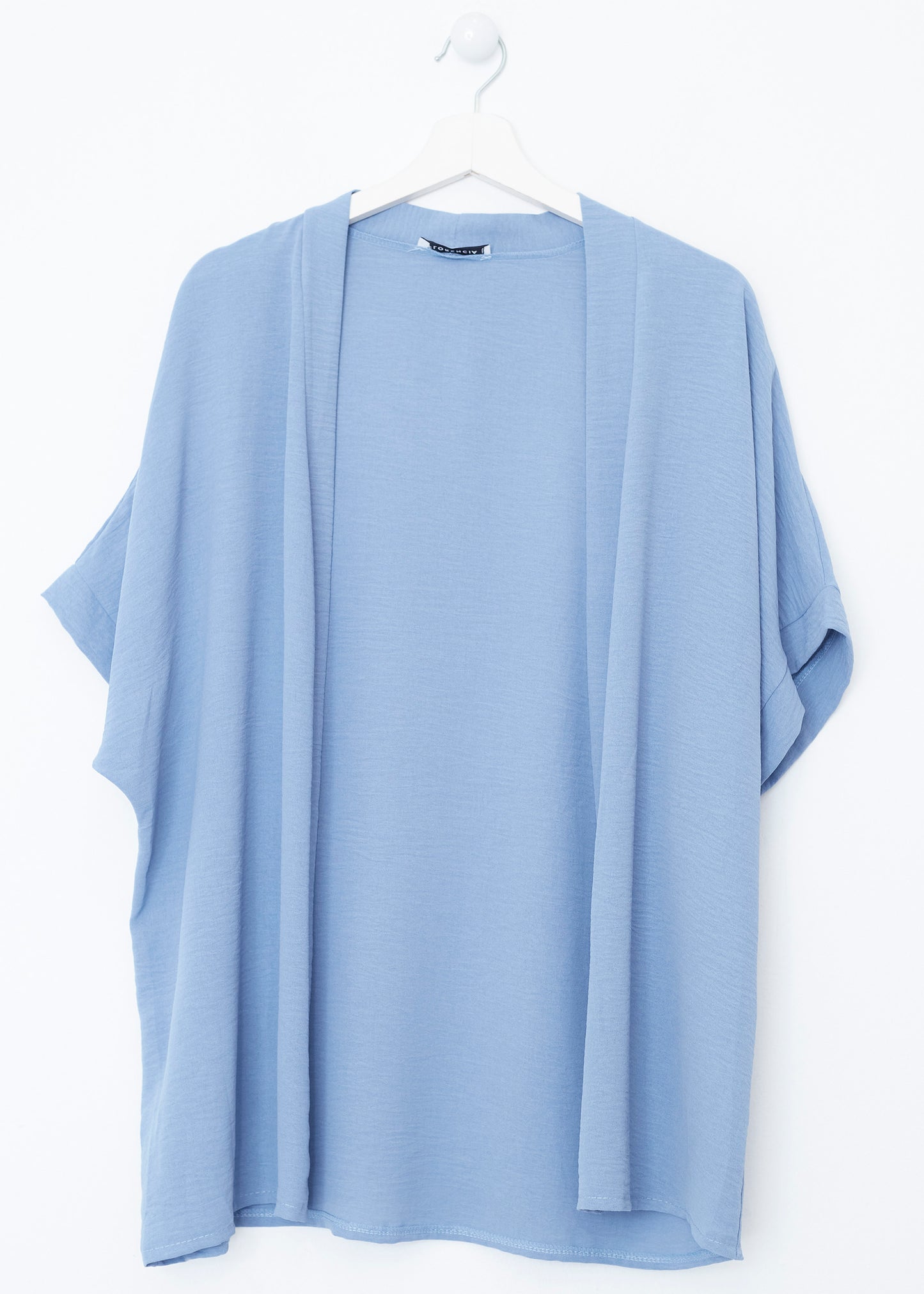 Camiseta algodón cuello punta y botones