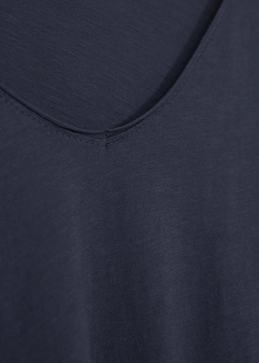 Camiseta algodón cuello punta