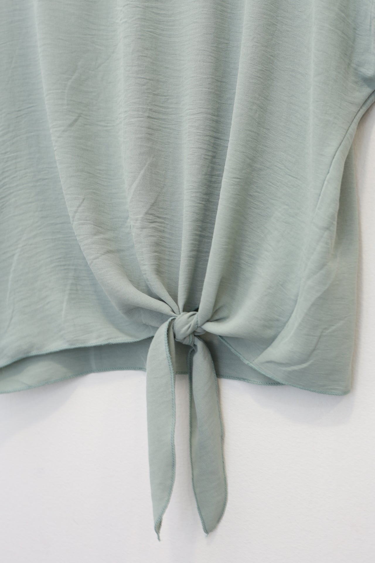 Blusa fluida nudo