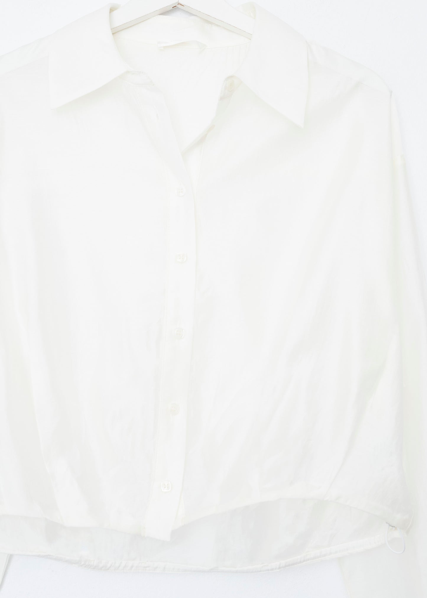Short organza shirt with pleats