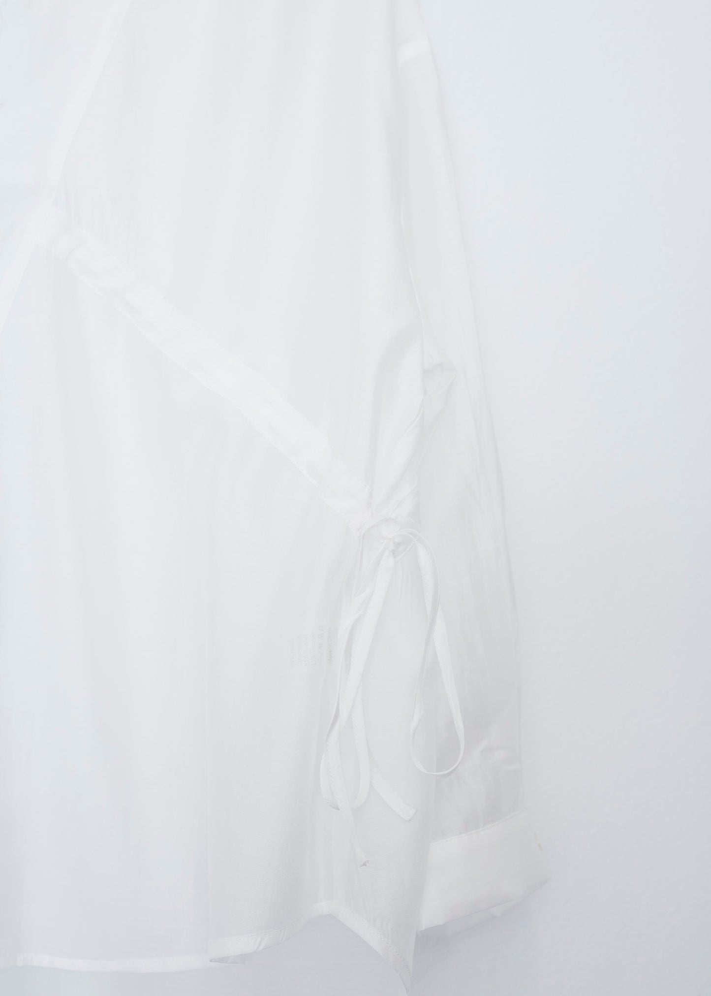 Camisa organza tiras