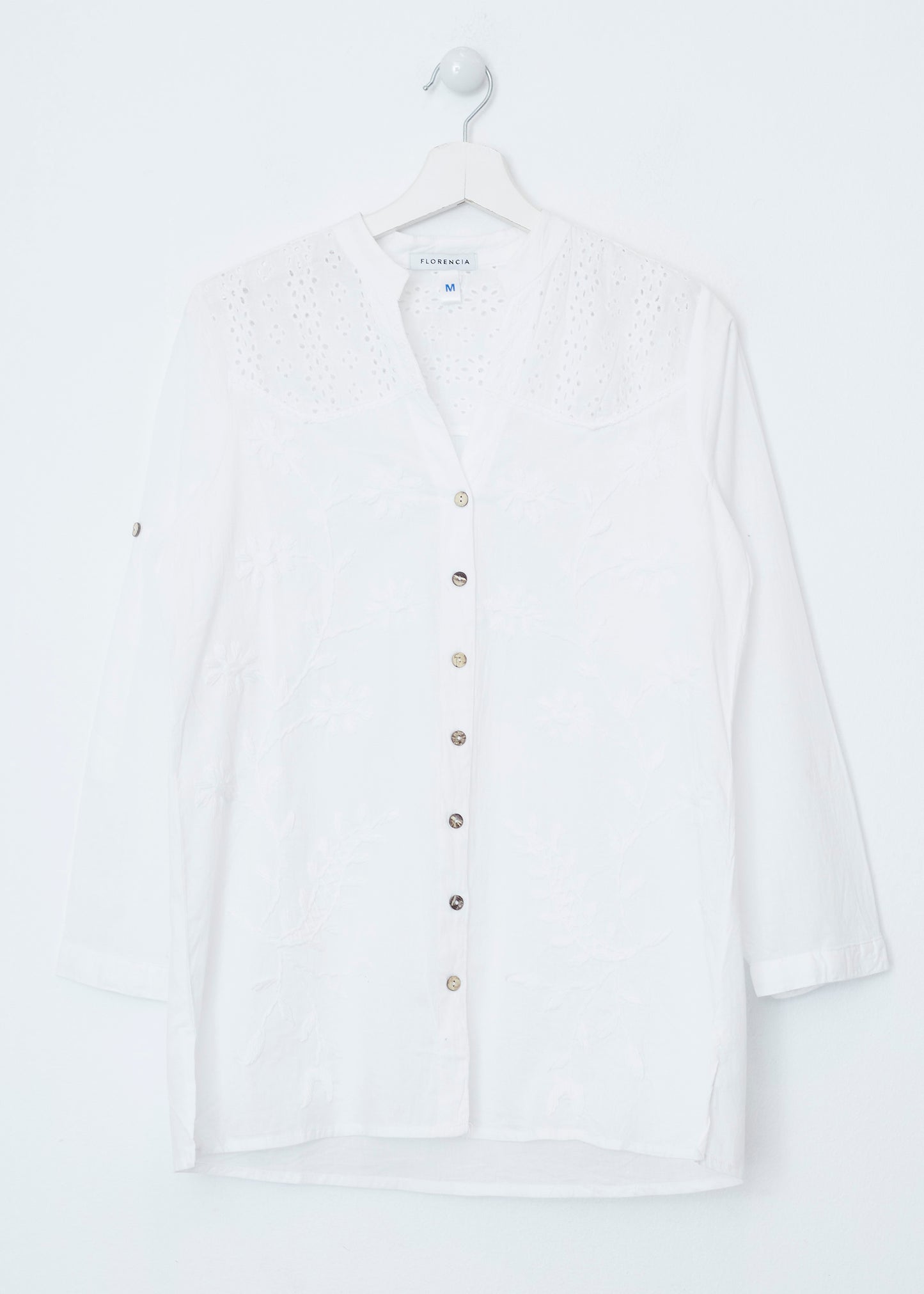 Camisa flores bordada