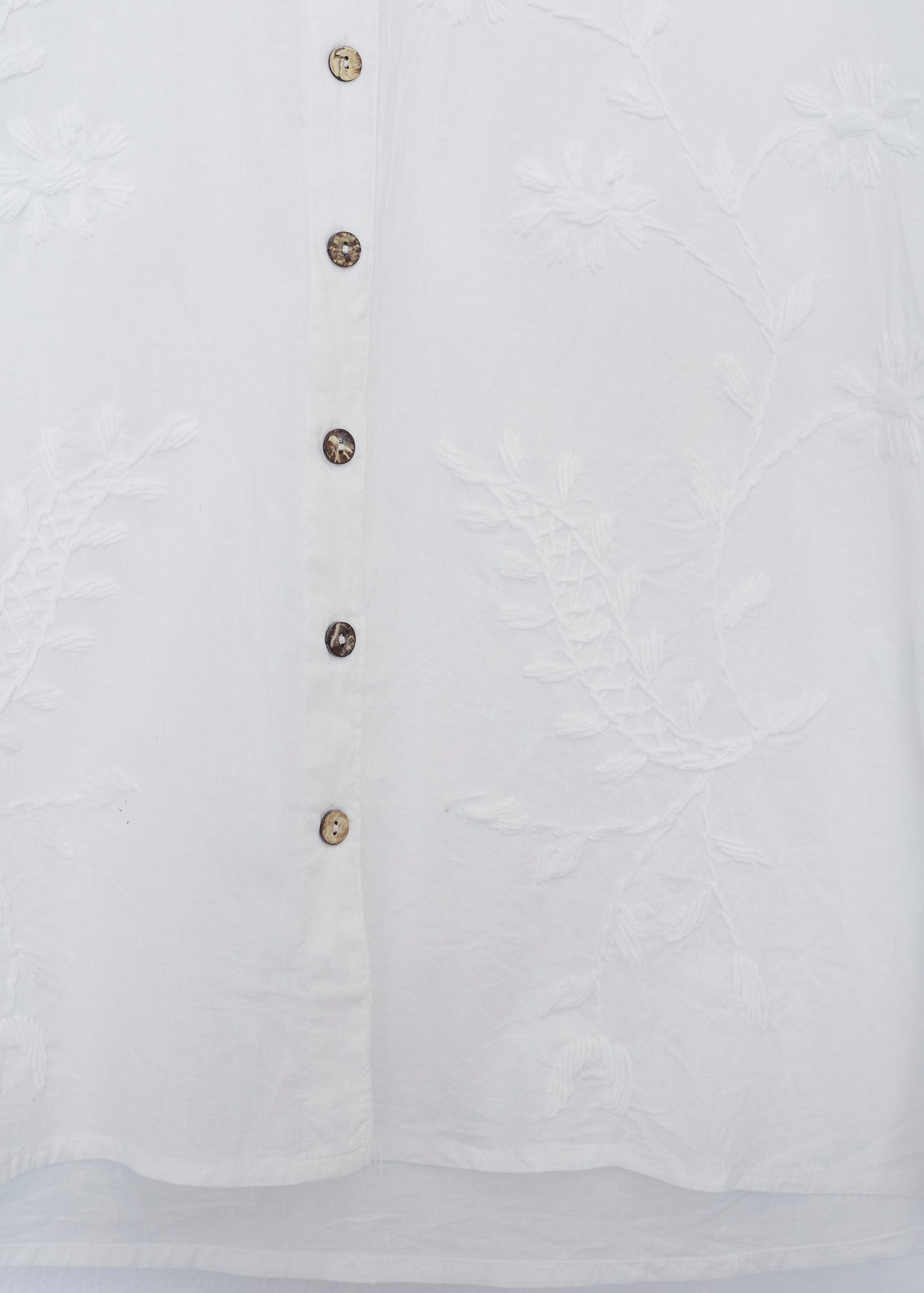 Camisa flores bordada