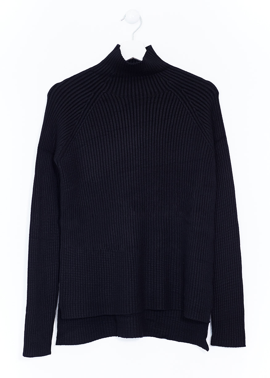 Seamless turtleneck sweater