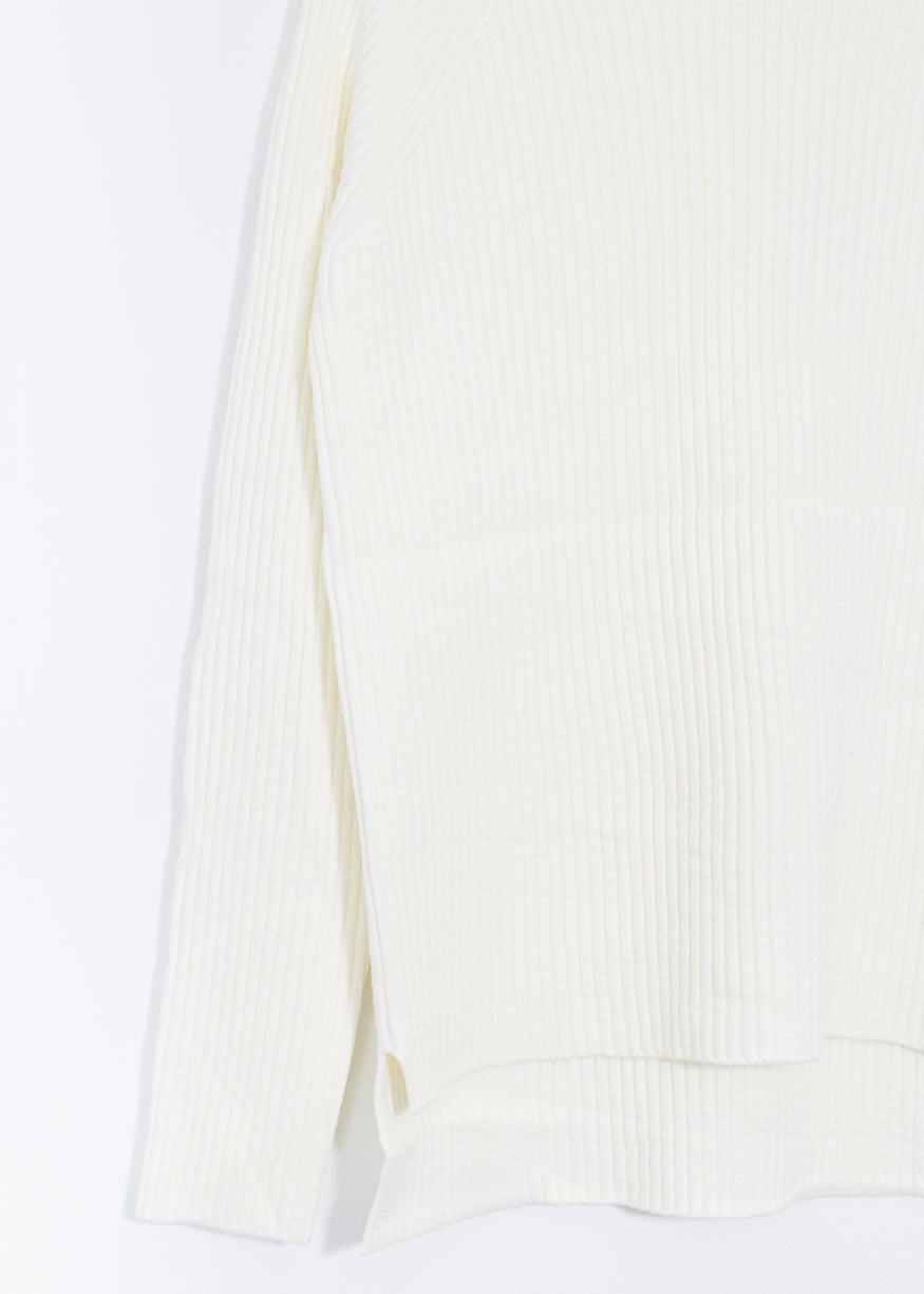Seamless turtleneck sweater