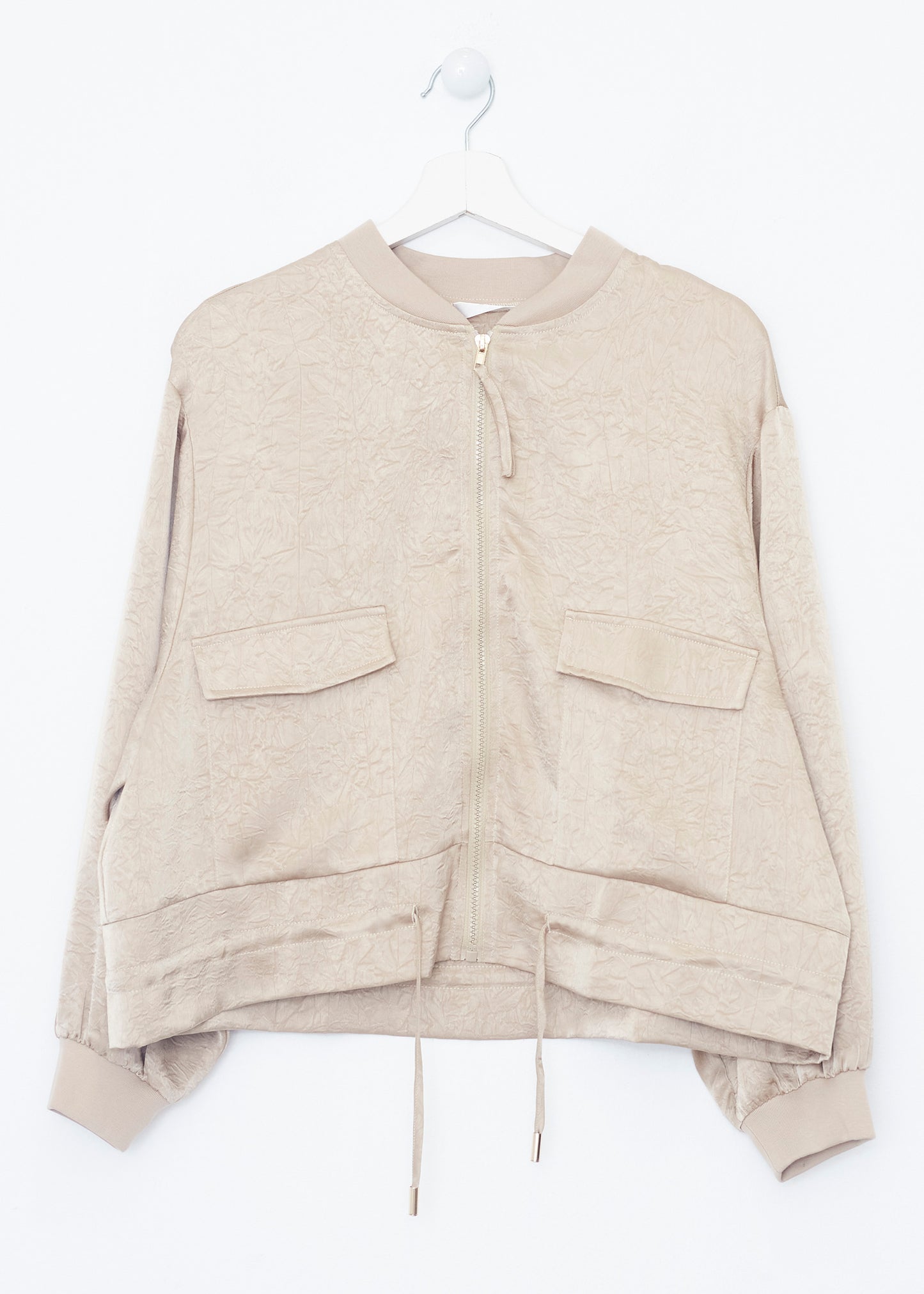 Plain bomber